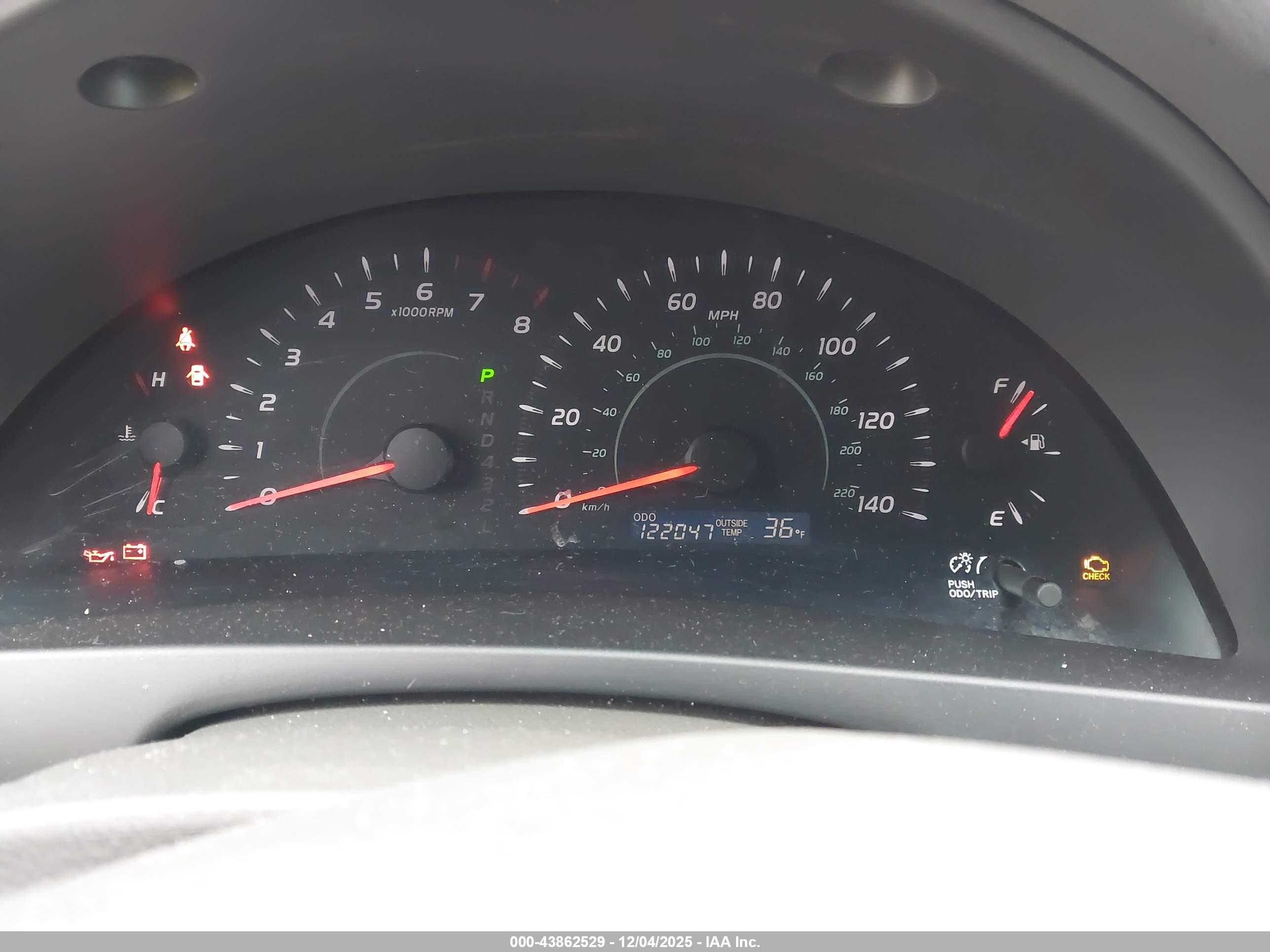 TOYOTA CAMRY image 7