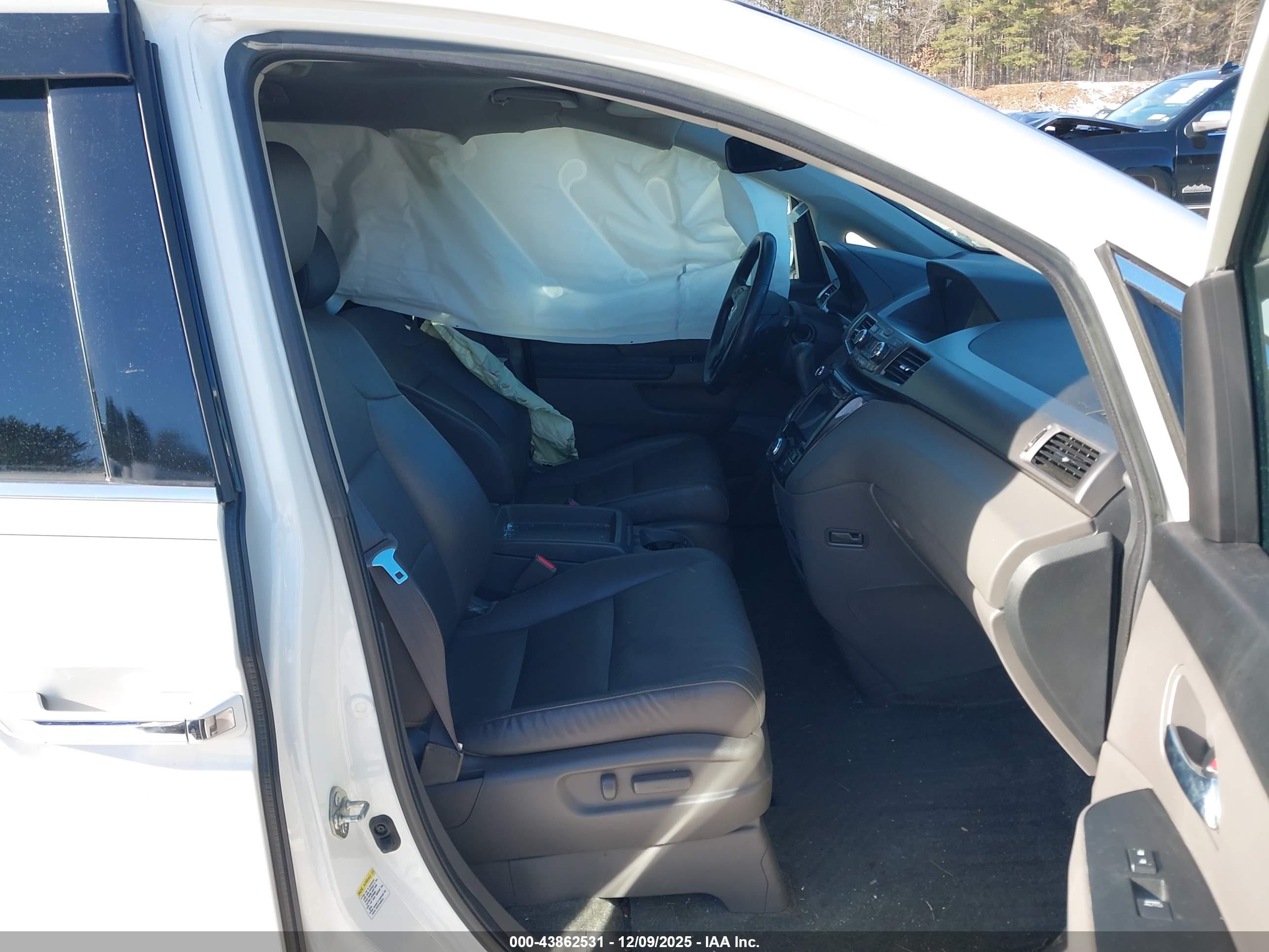 HONDA ODYSSEY image 5