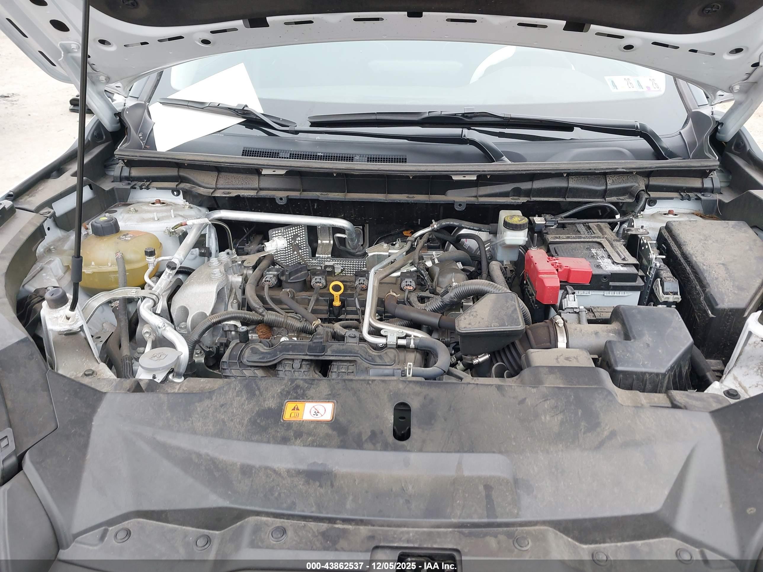 MITSUBISHI OUTLANDER image 10