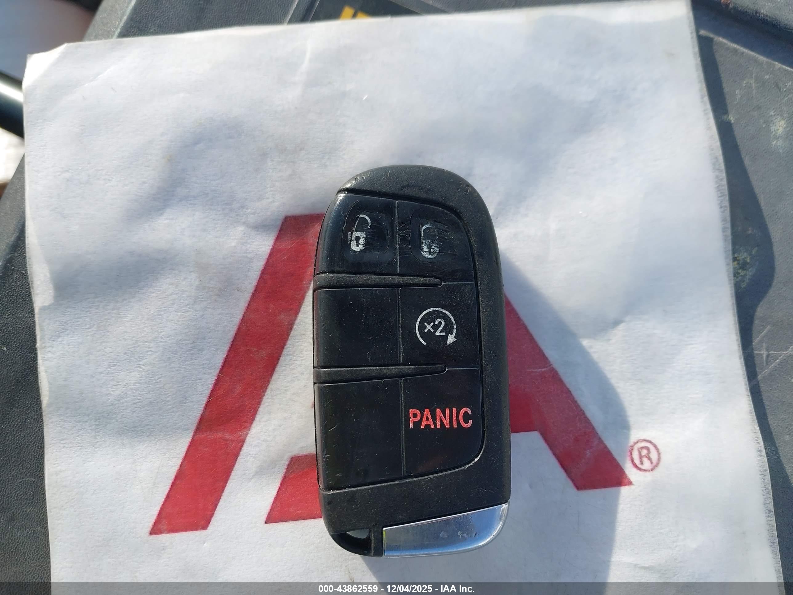 JEEP RENEGADE image 11