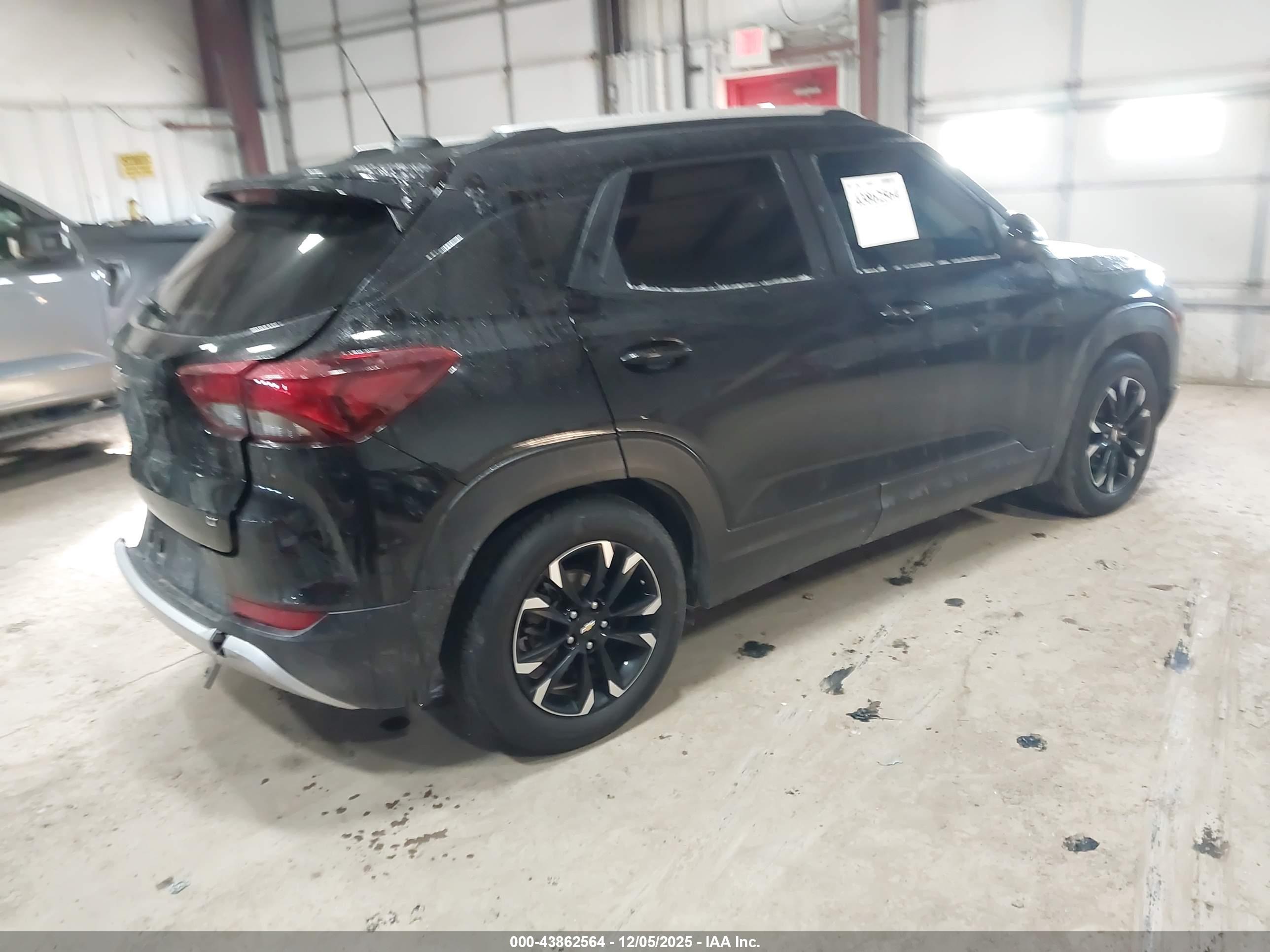 CHEVROLET TRAILBLAZER image 4