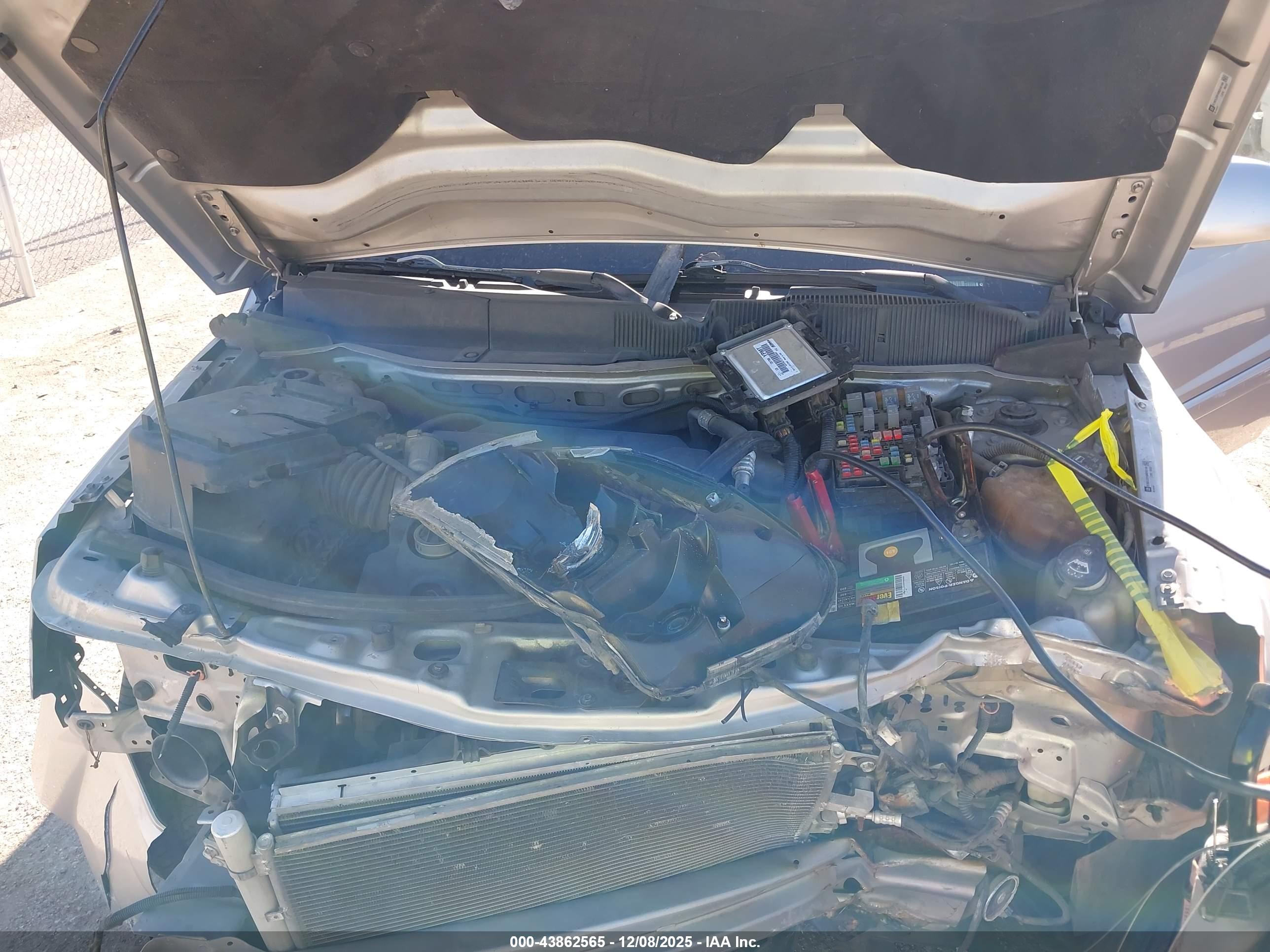 CHEVROLET EQUINOX image 10