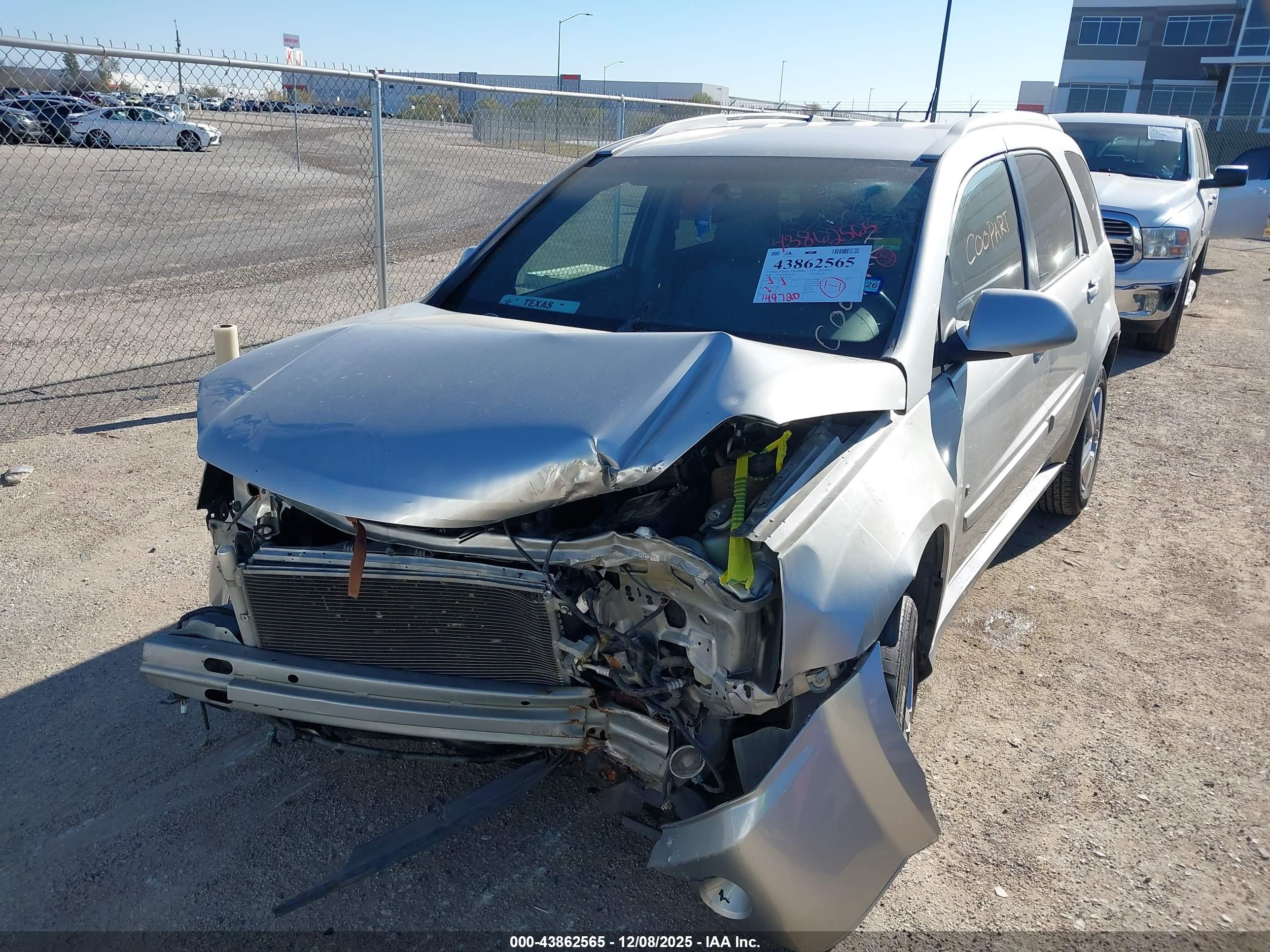 CHEVROLET EQUINOX image 2