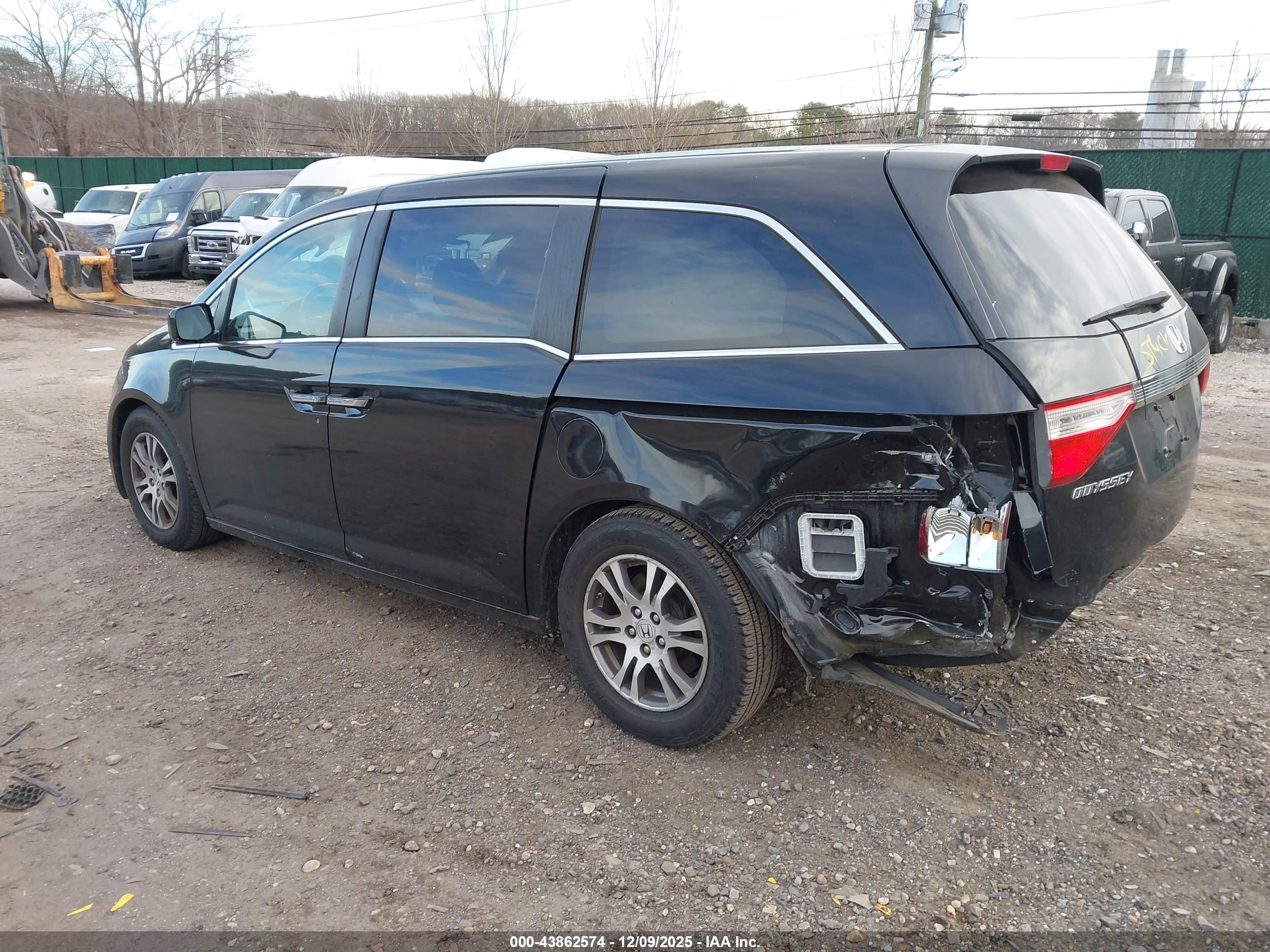 HONDA ODYSSEY image 3