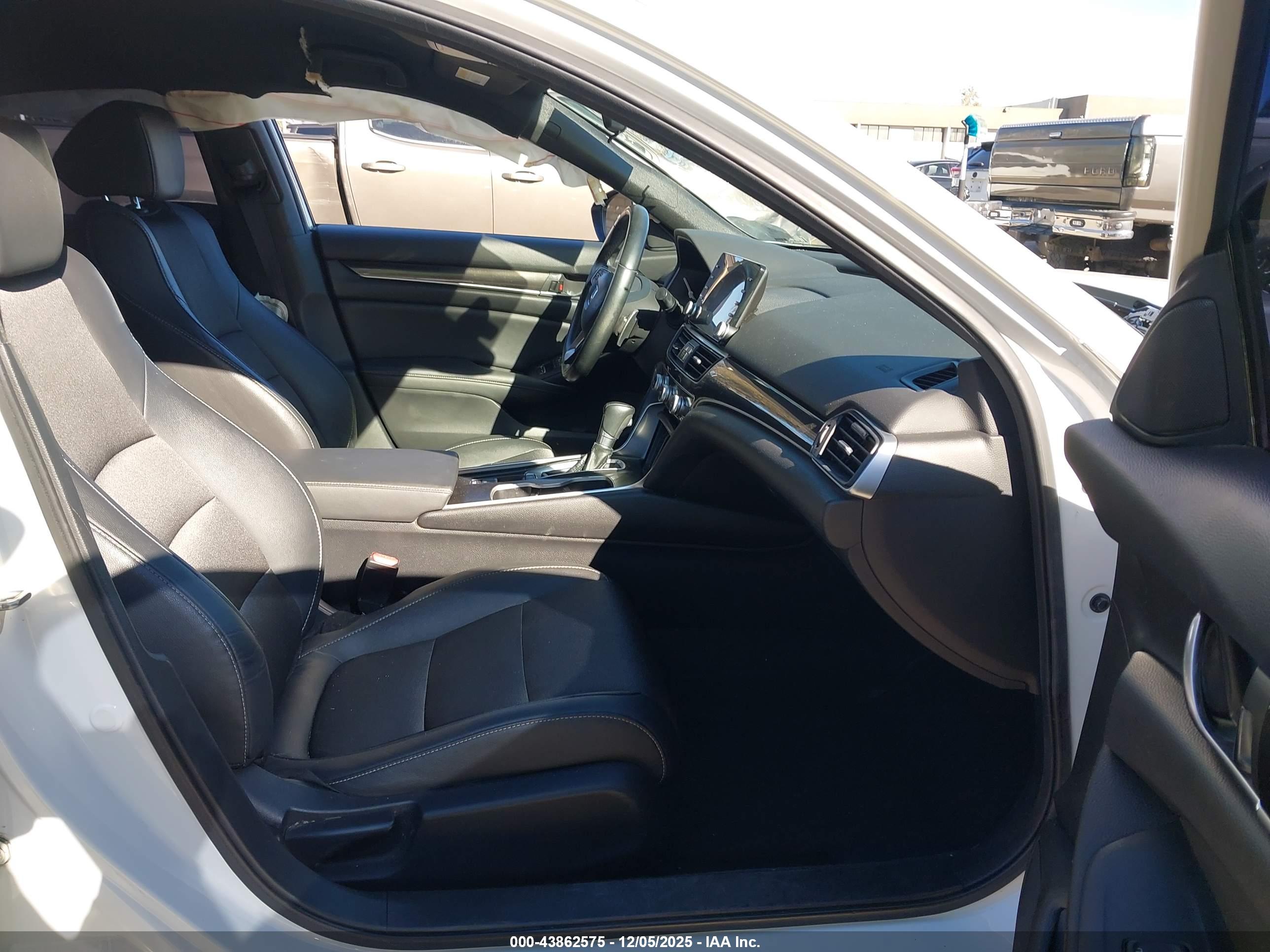 HONDA ACCORD image 5