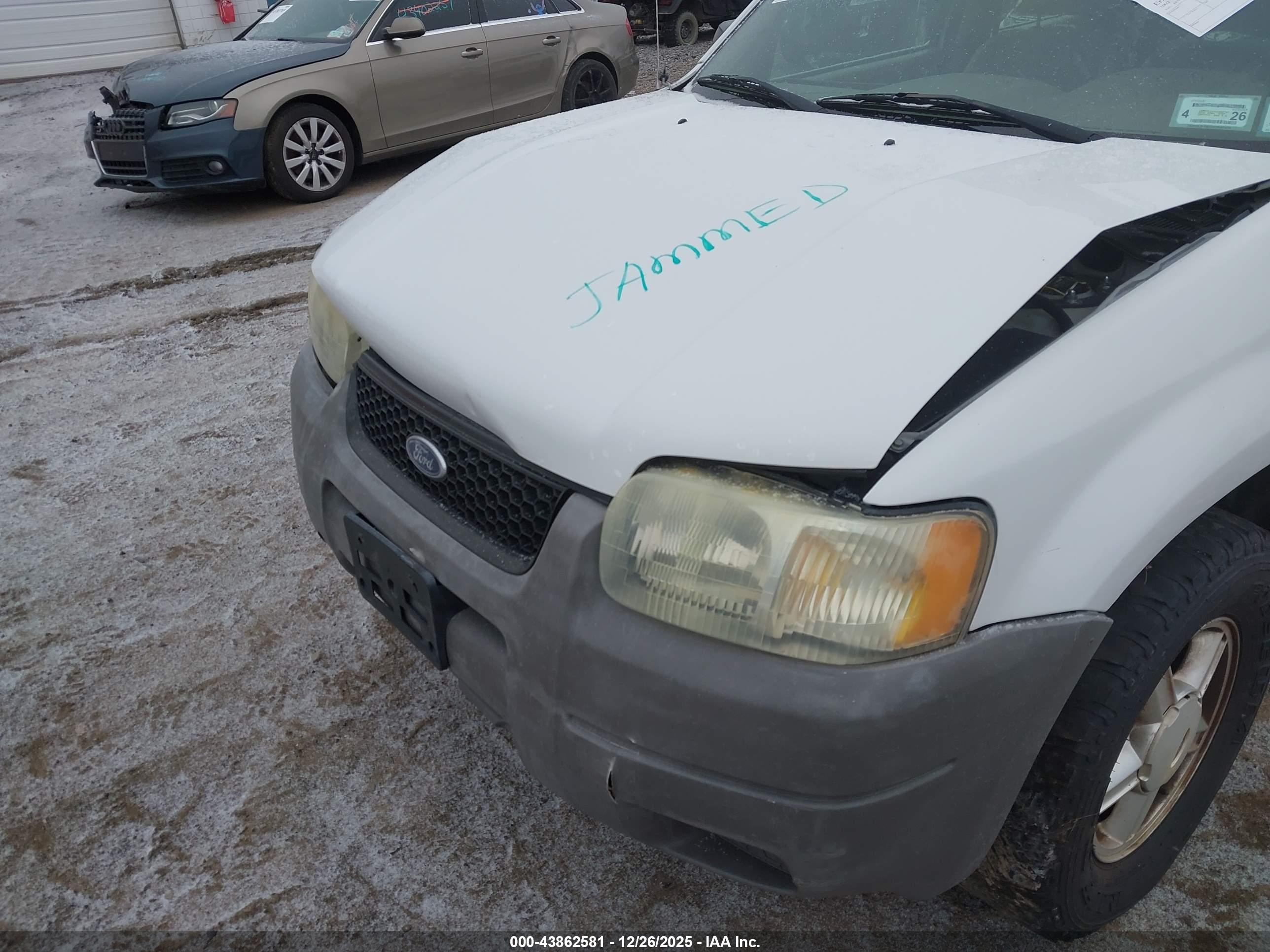 FORD ESCAPE image 6