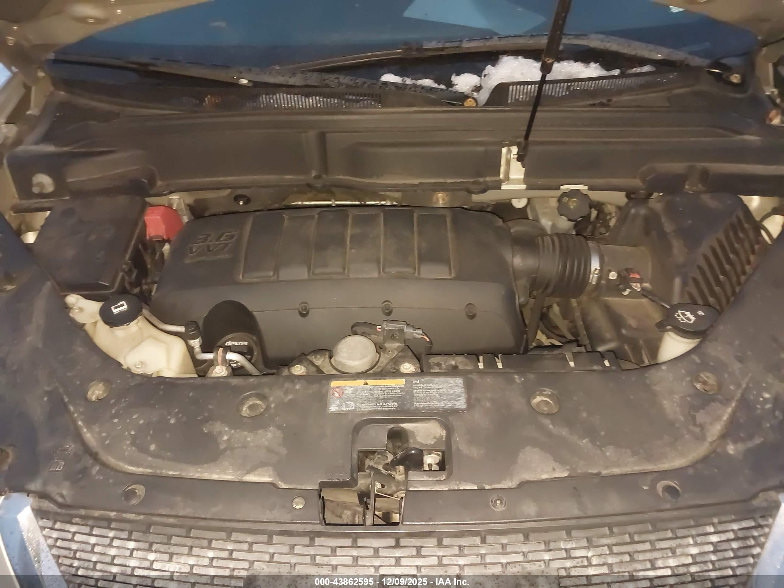 GMC ACADIA image 10