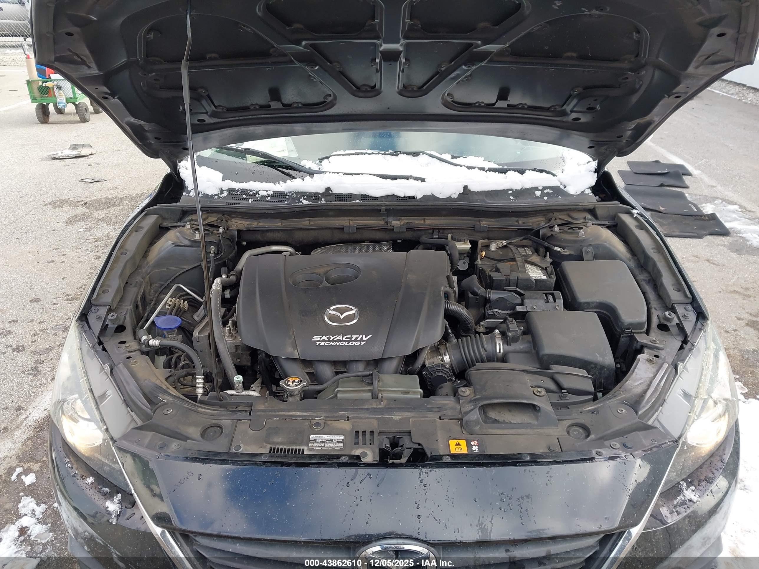 MAZDA MAZDA3 image 10