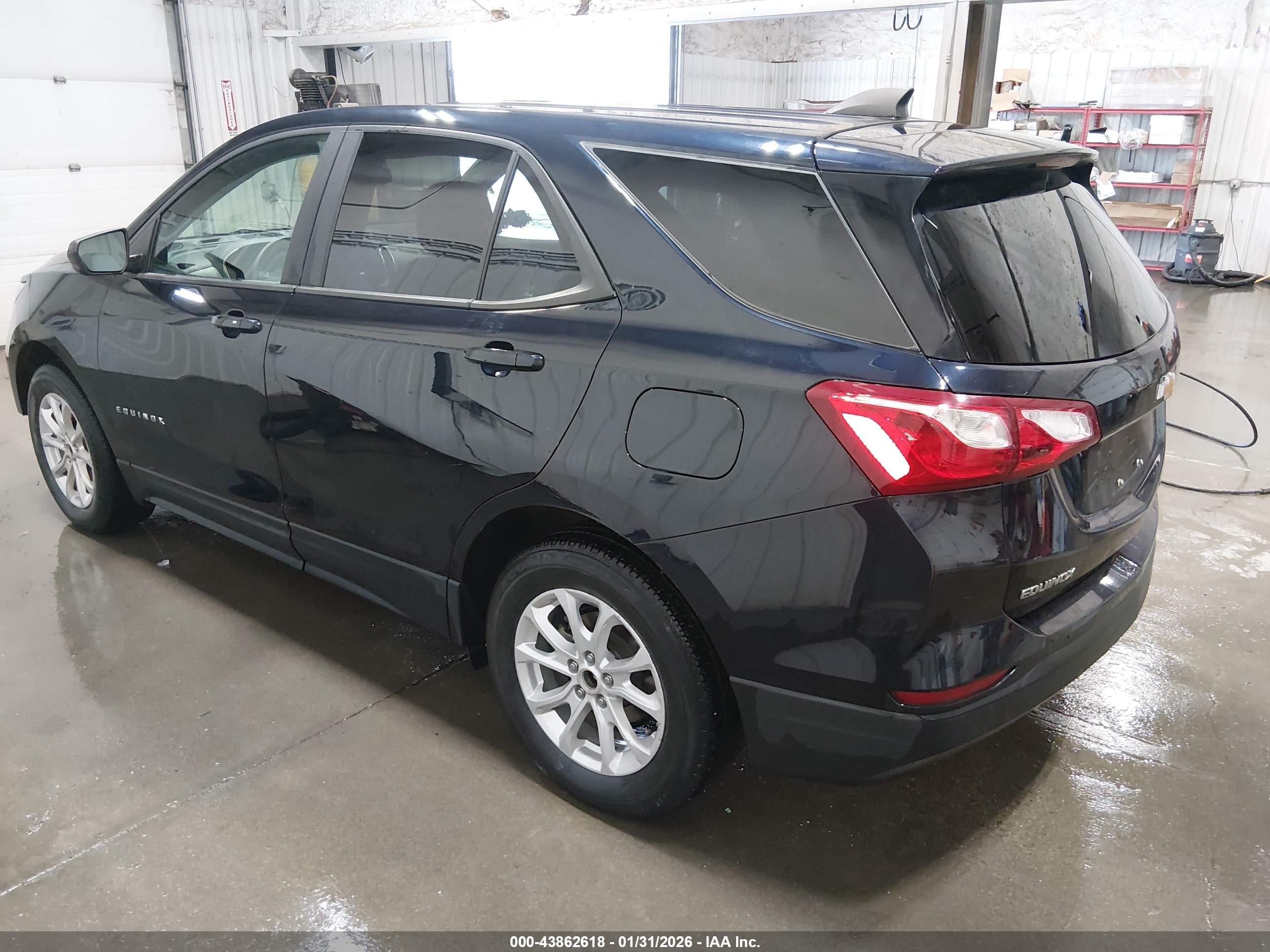 CHEVROLET EQUINOX image 3