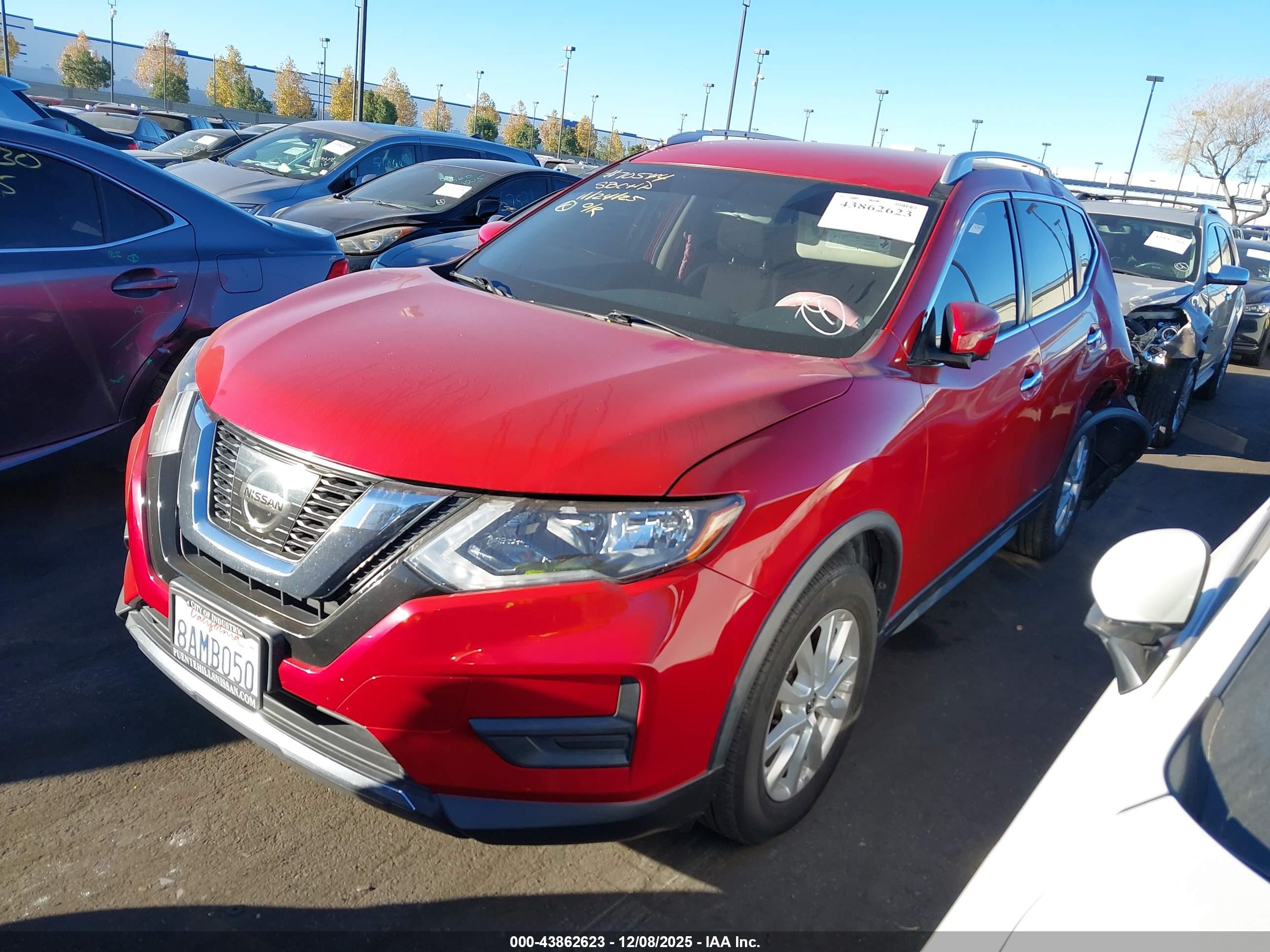 NISSAN ROGUE image 2