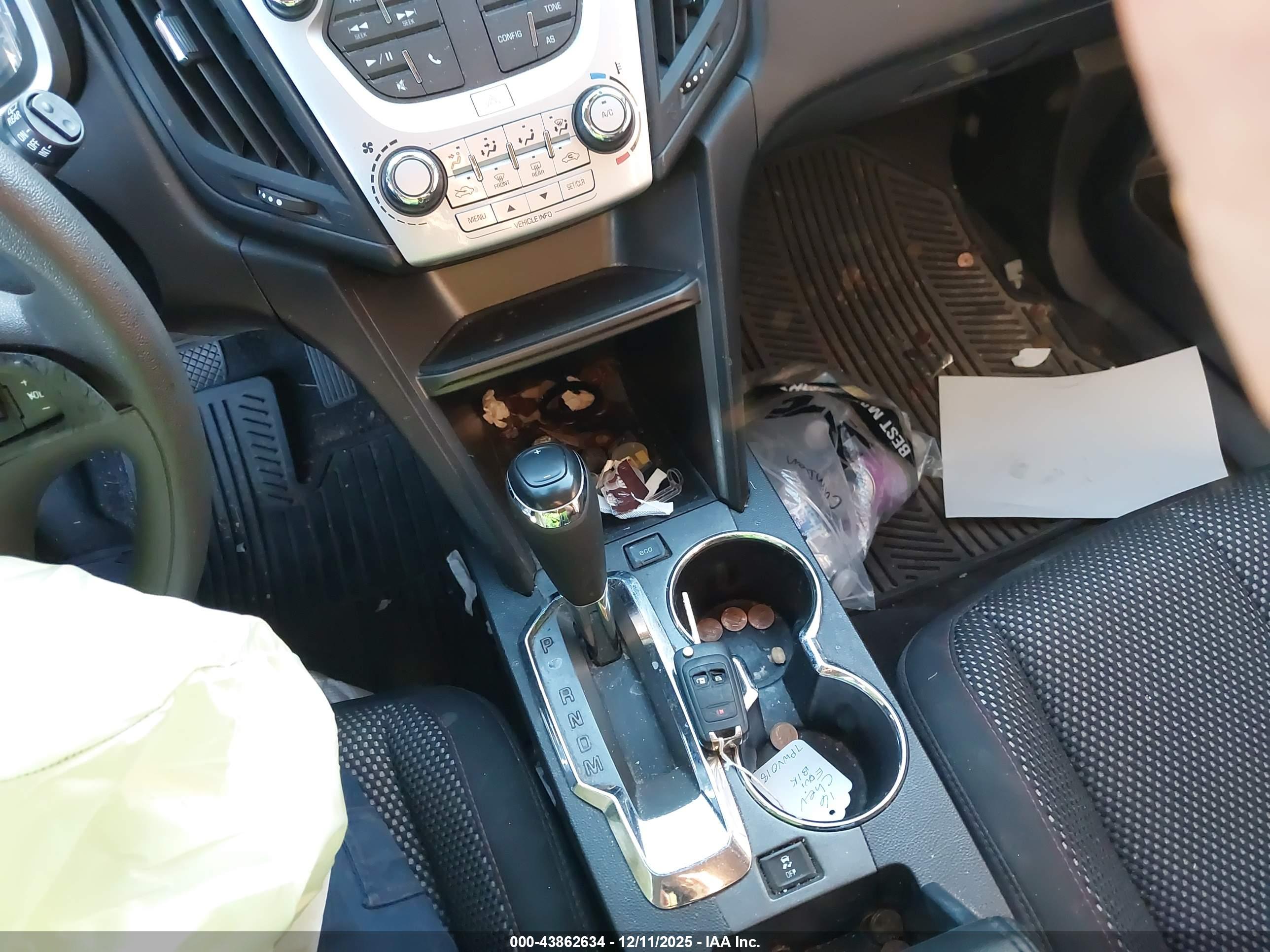 CHEVROLET EQUINOX image 11