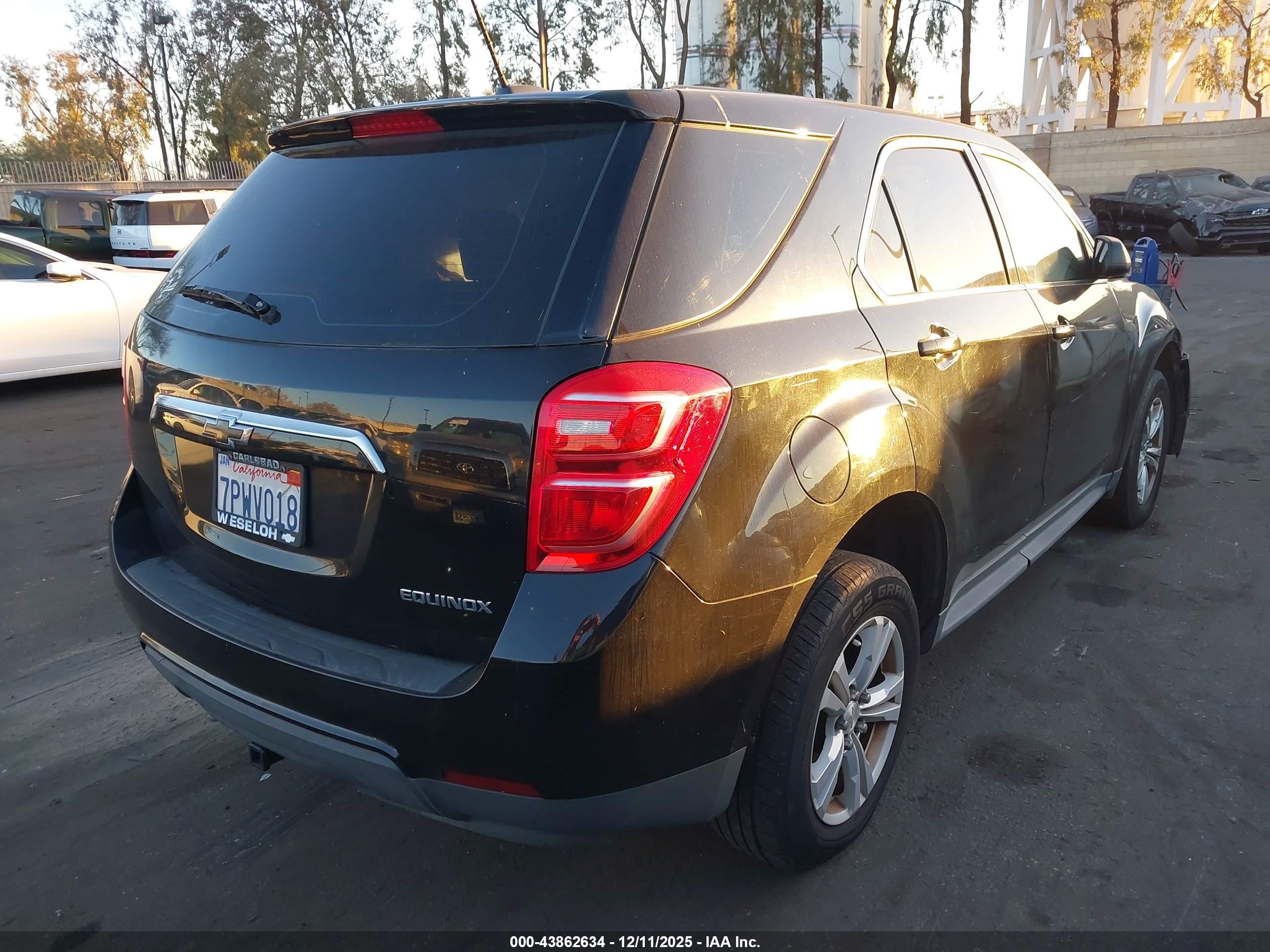 CHEVROLET EQUINOX image 4