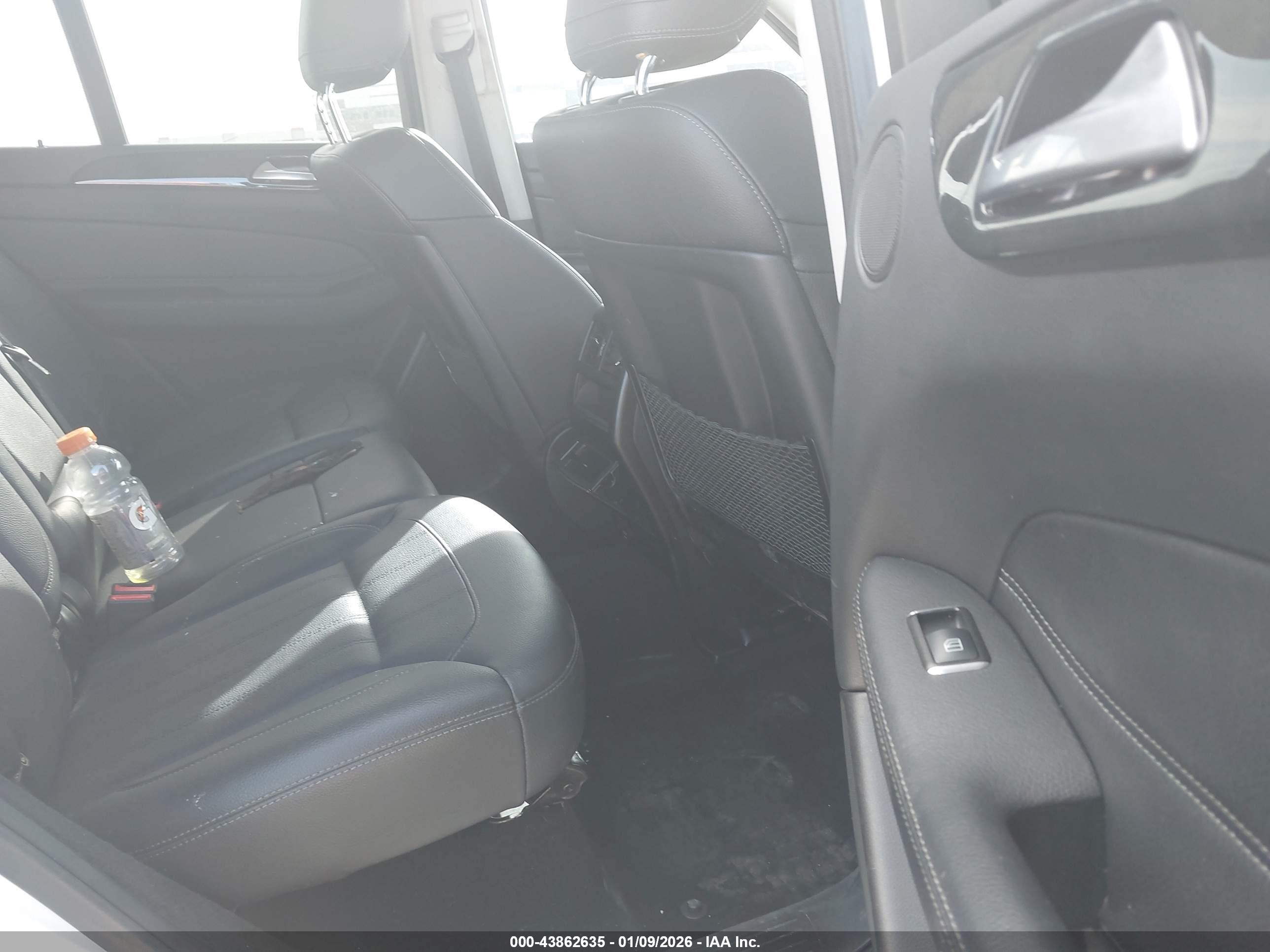 MERCEDES-BENZ GLE image 8