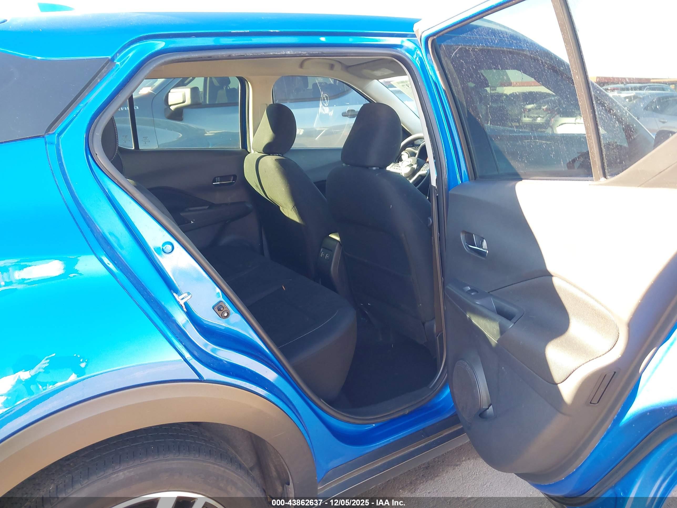 NISSAN KICKS image 8