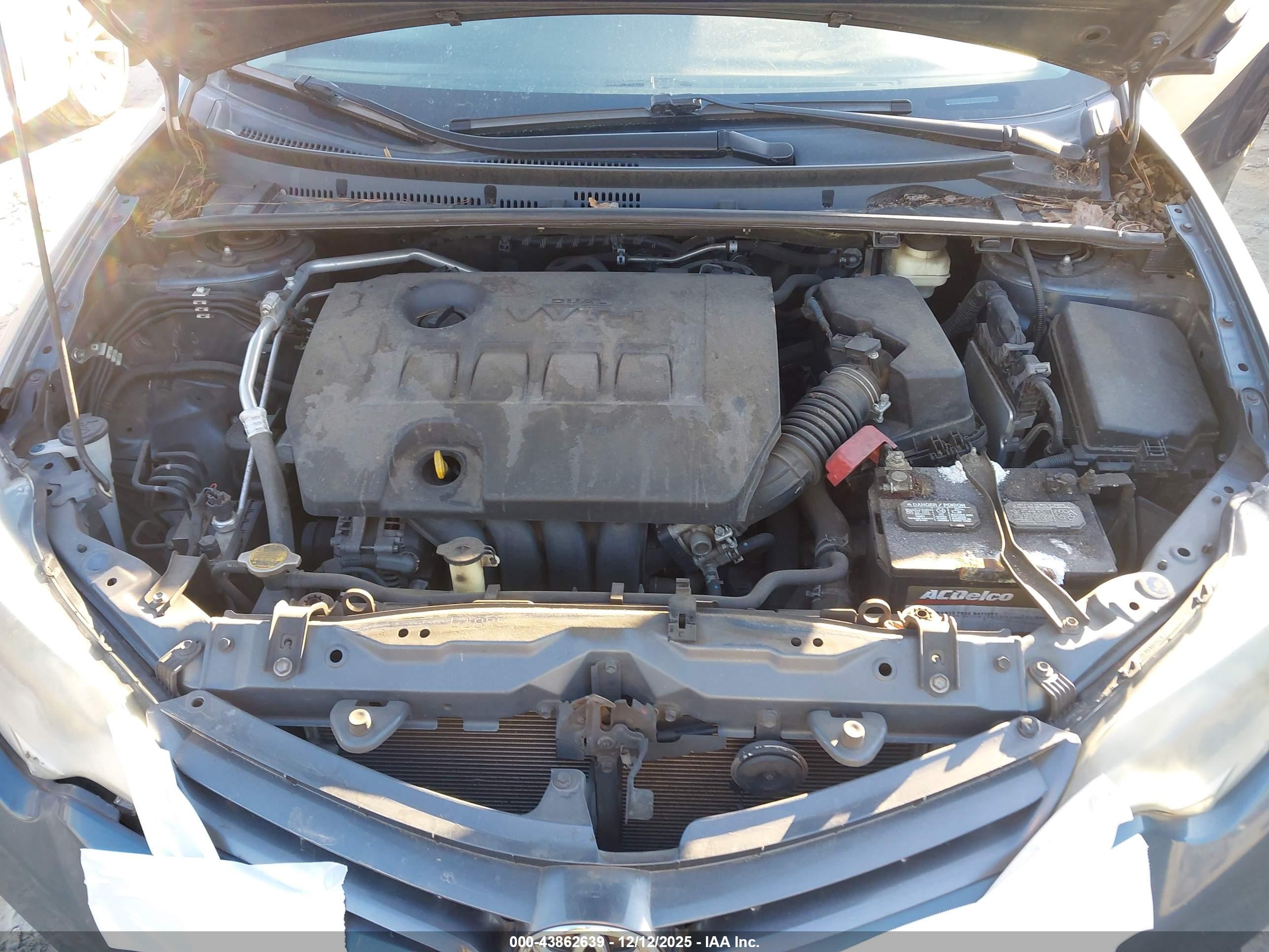 TOYOTA COROLLA image 10