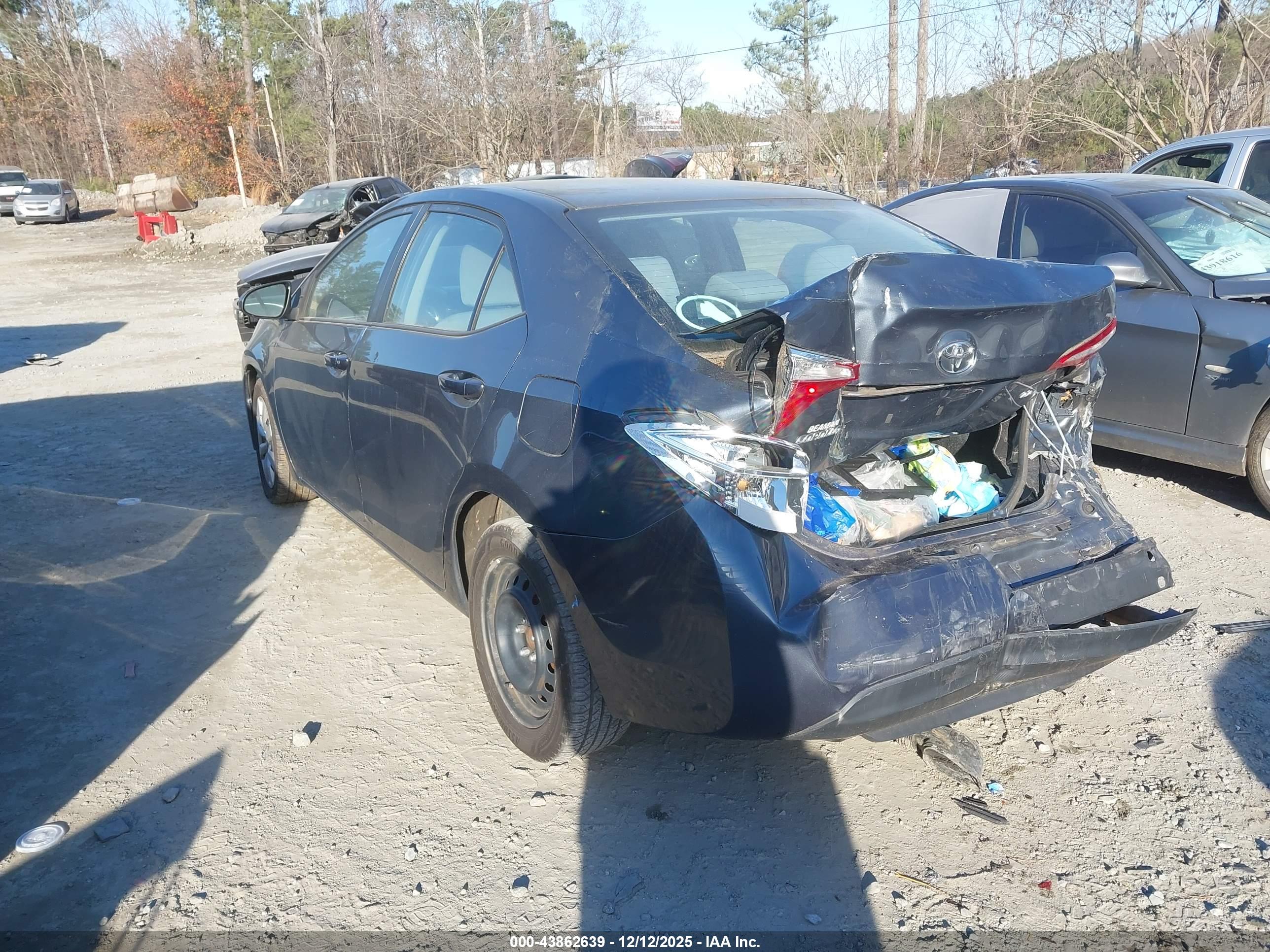 TOYOTA COROLLA image 3