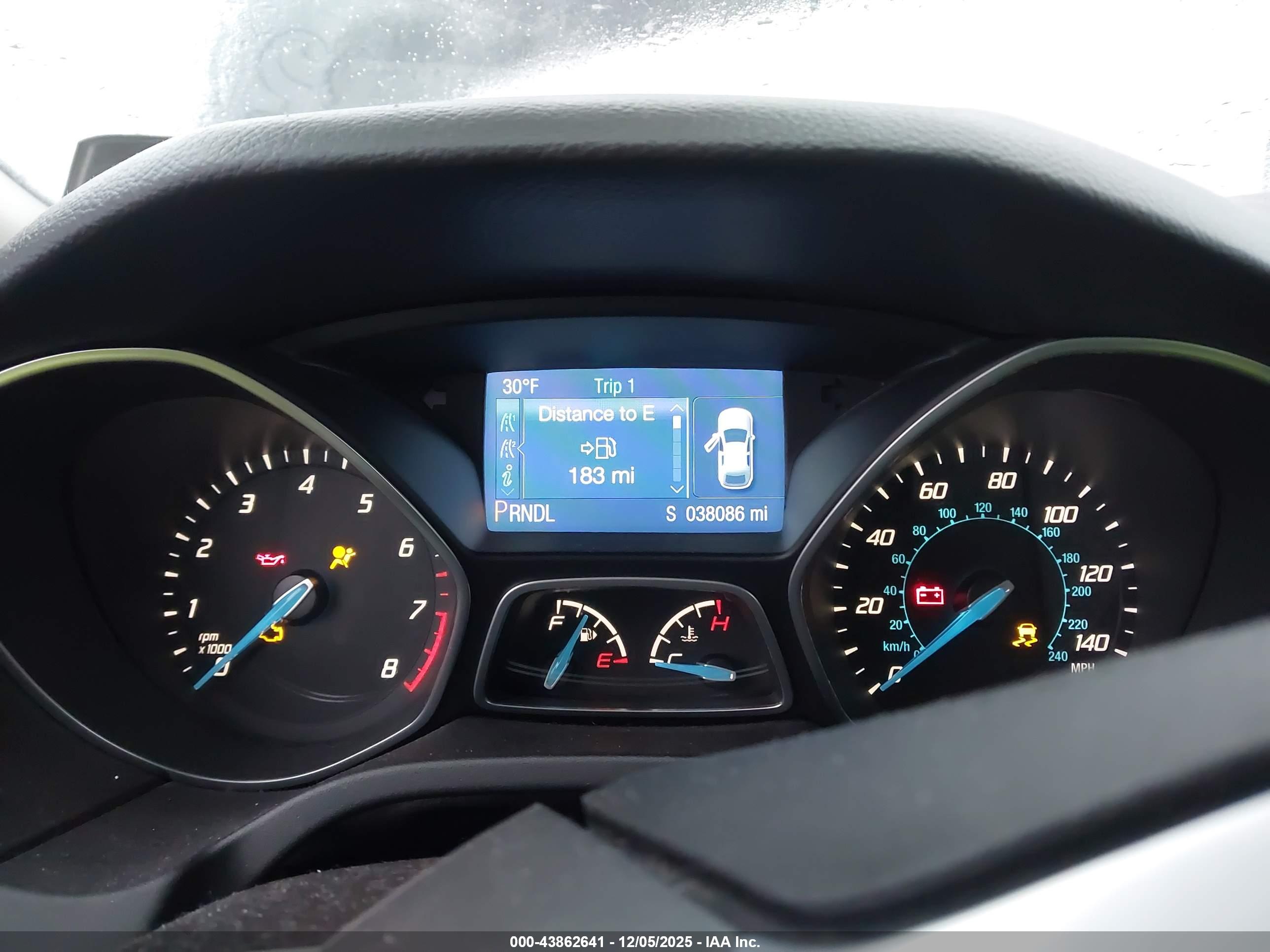 FORD FOCUS image 7