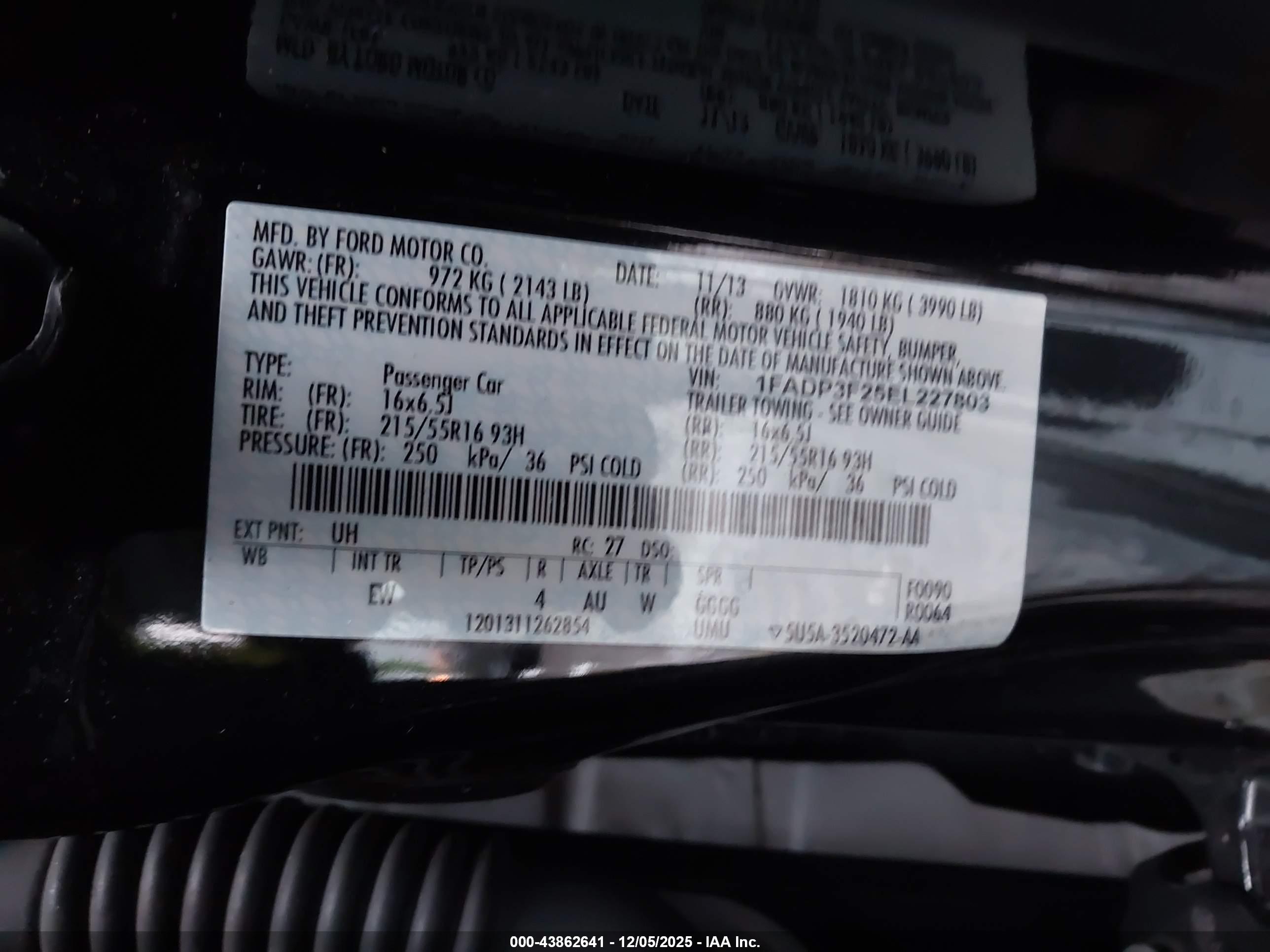 FORD FOCUS image 9
