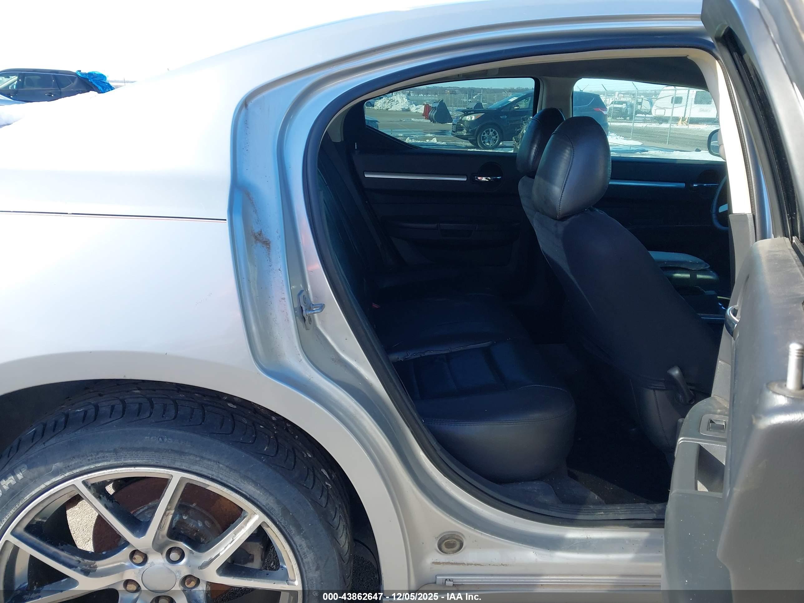 DODGE CHARGER image 8