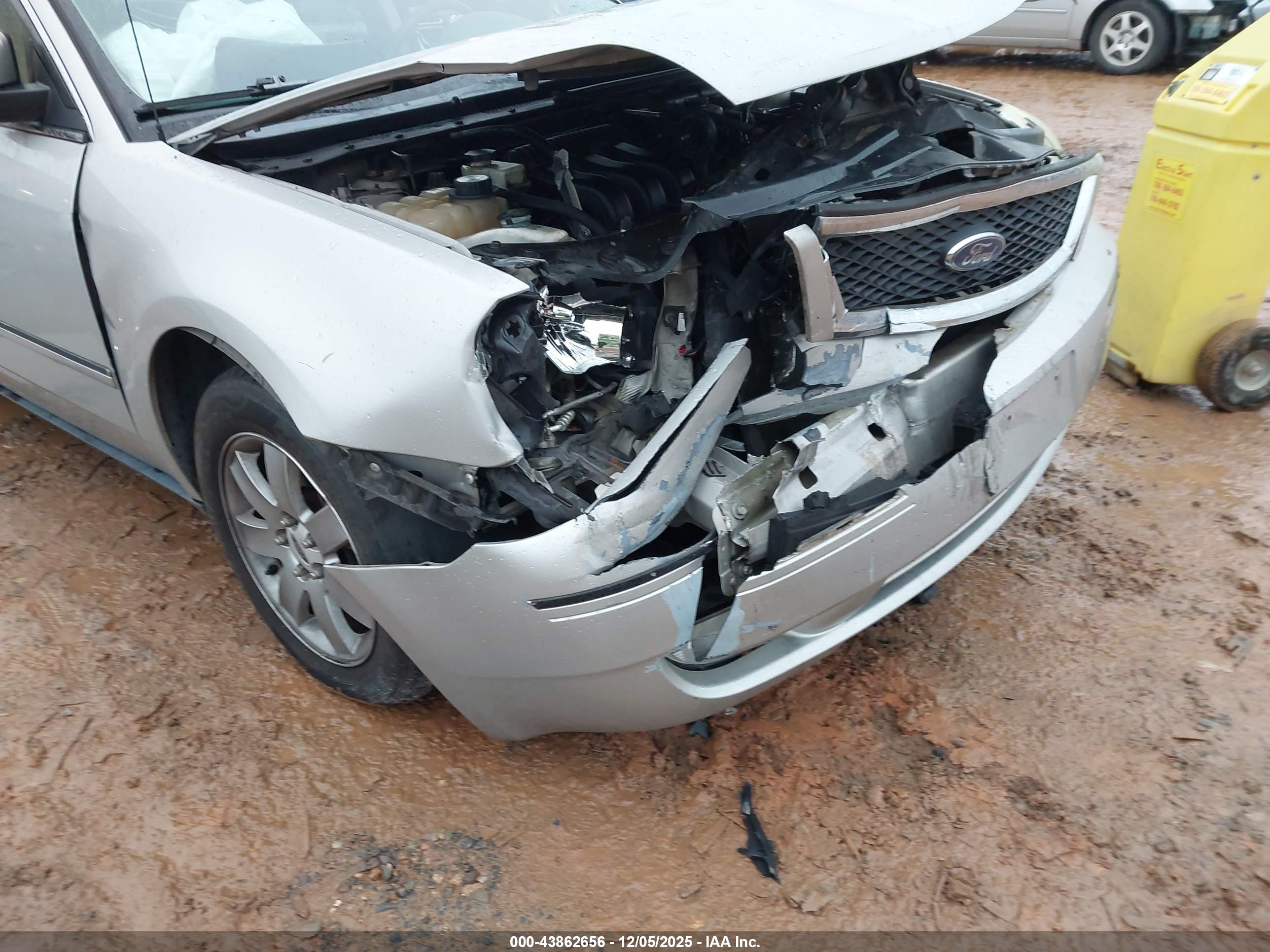FORD FIVE image 6