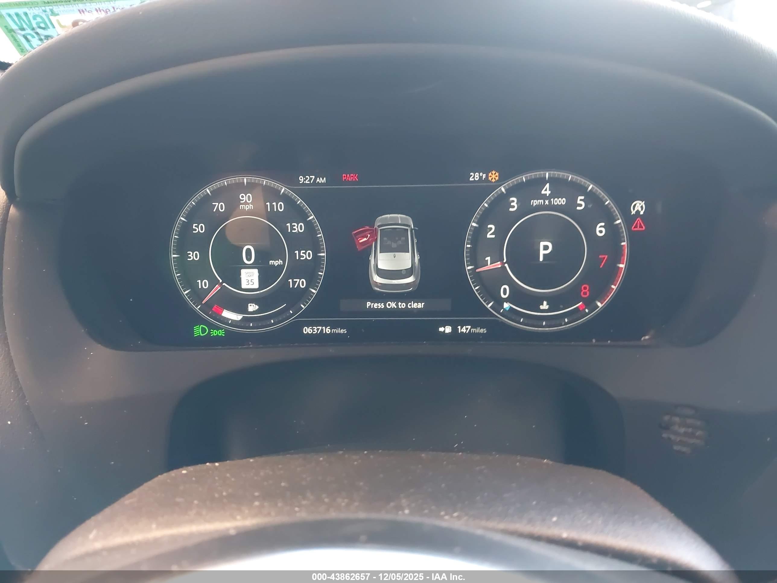 JAGUAR F-PACE image 7