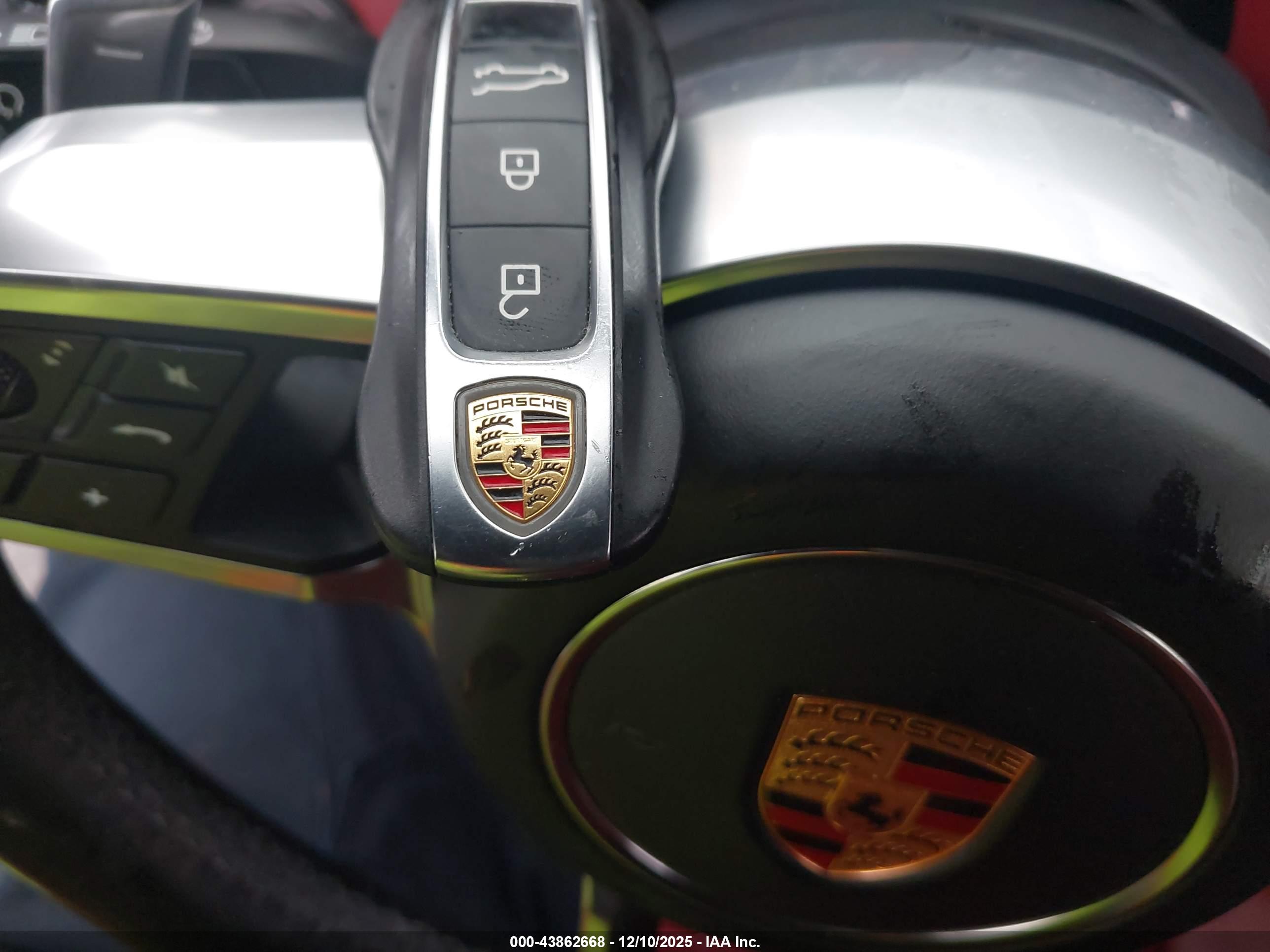 PORSCHE CAYENNE image 11