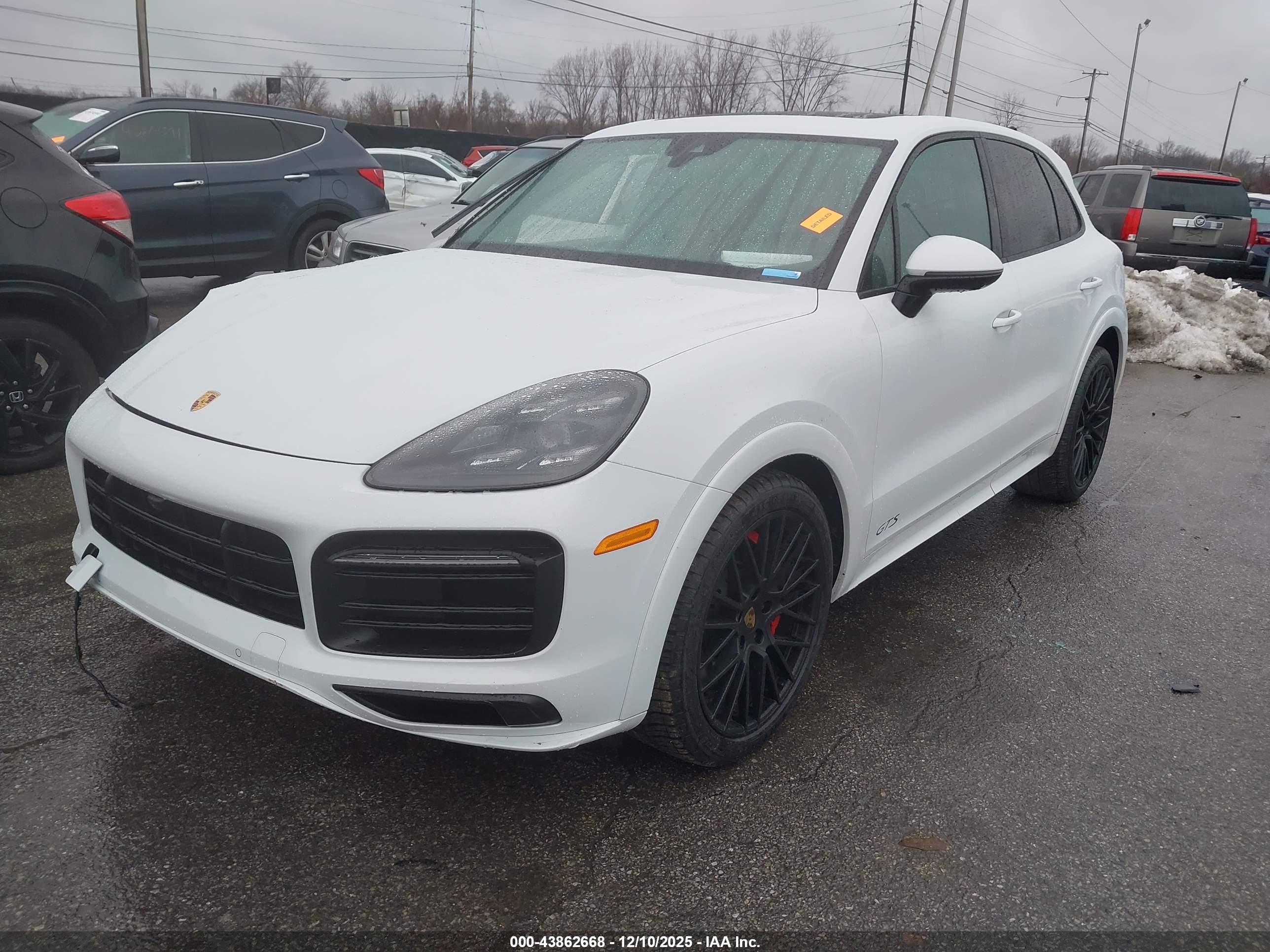 PORSCHE CAYENNE image 2
