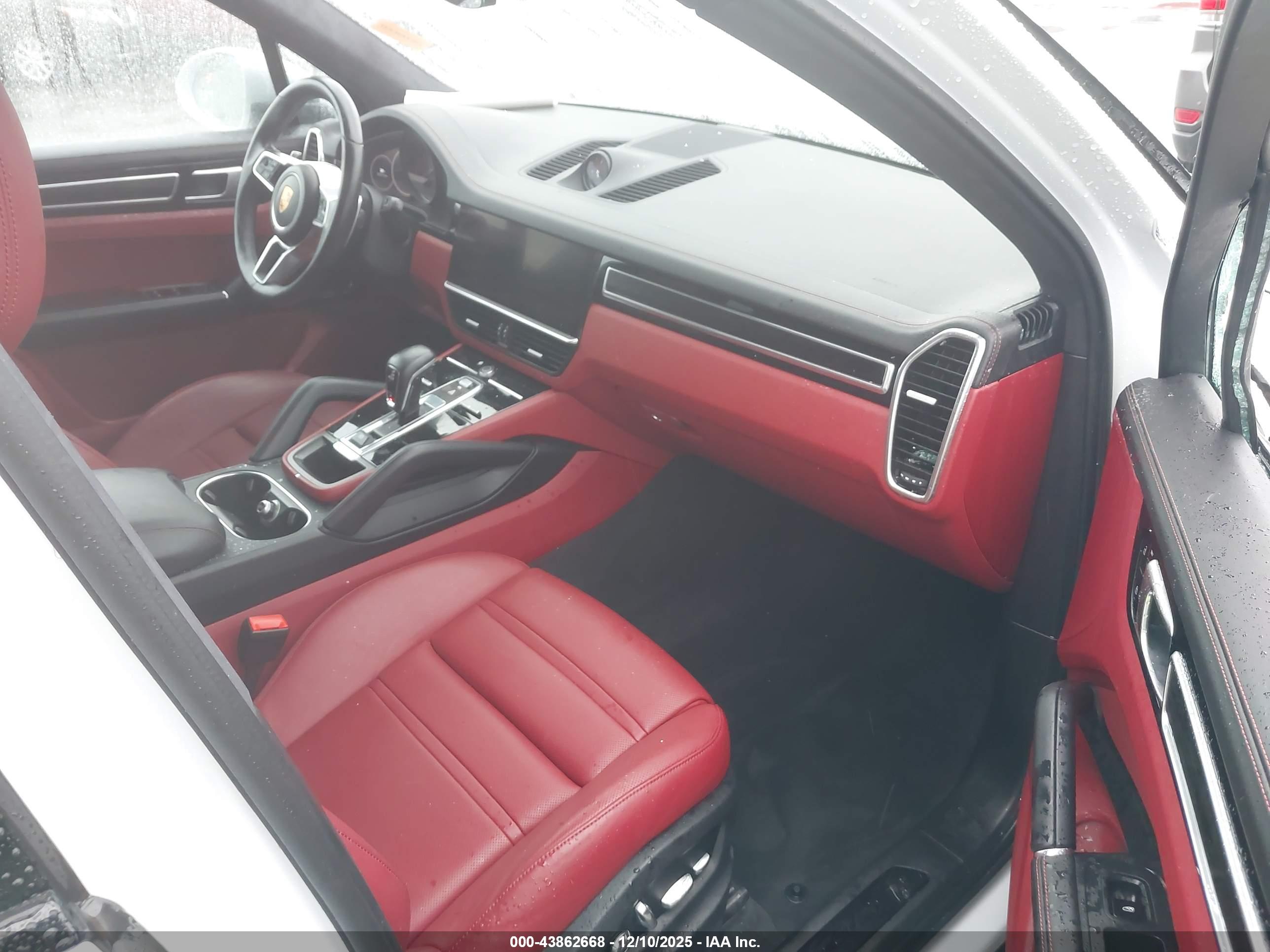PORSCHE CAYENNE image 5