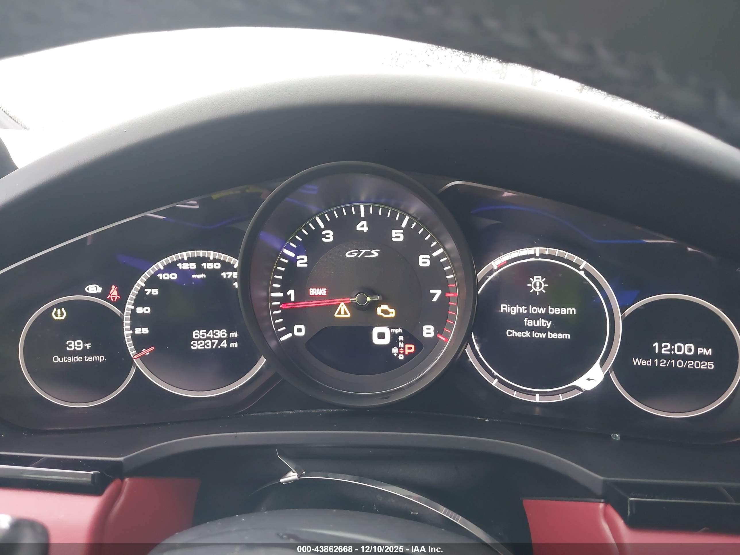 PORSCHE CAYENNE image 7