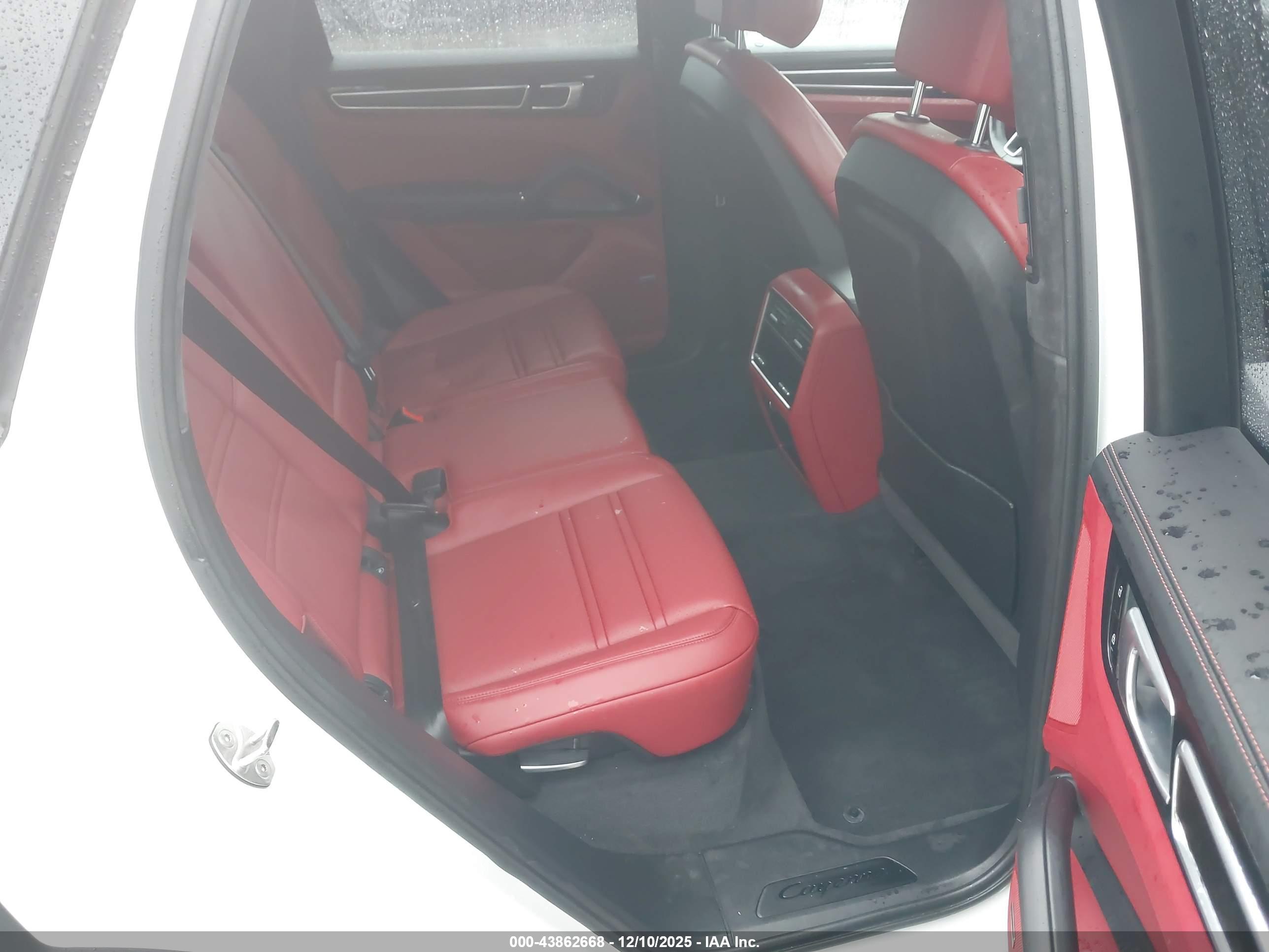 PORSCHE CAYENNE image 8