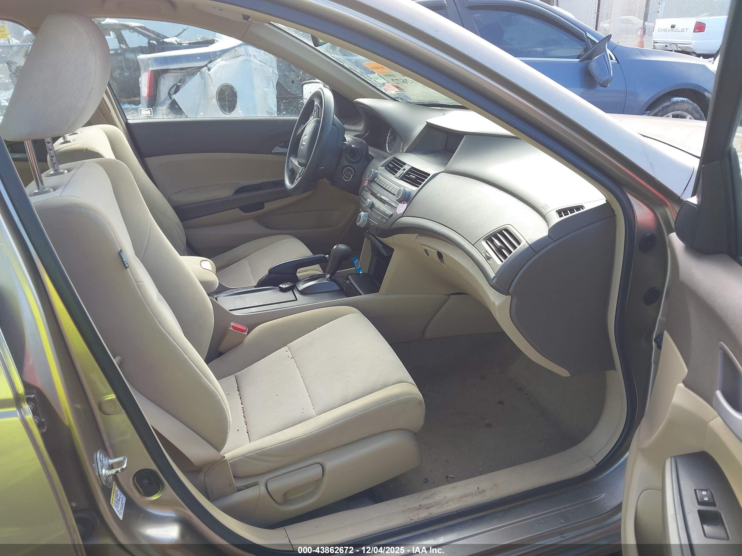HONDA ACCORD image 5