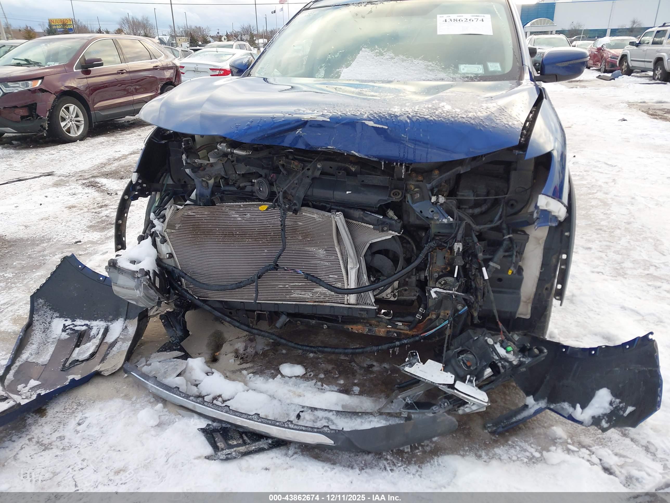 NISSAN ROGUE image 6