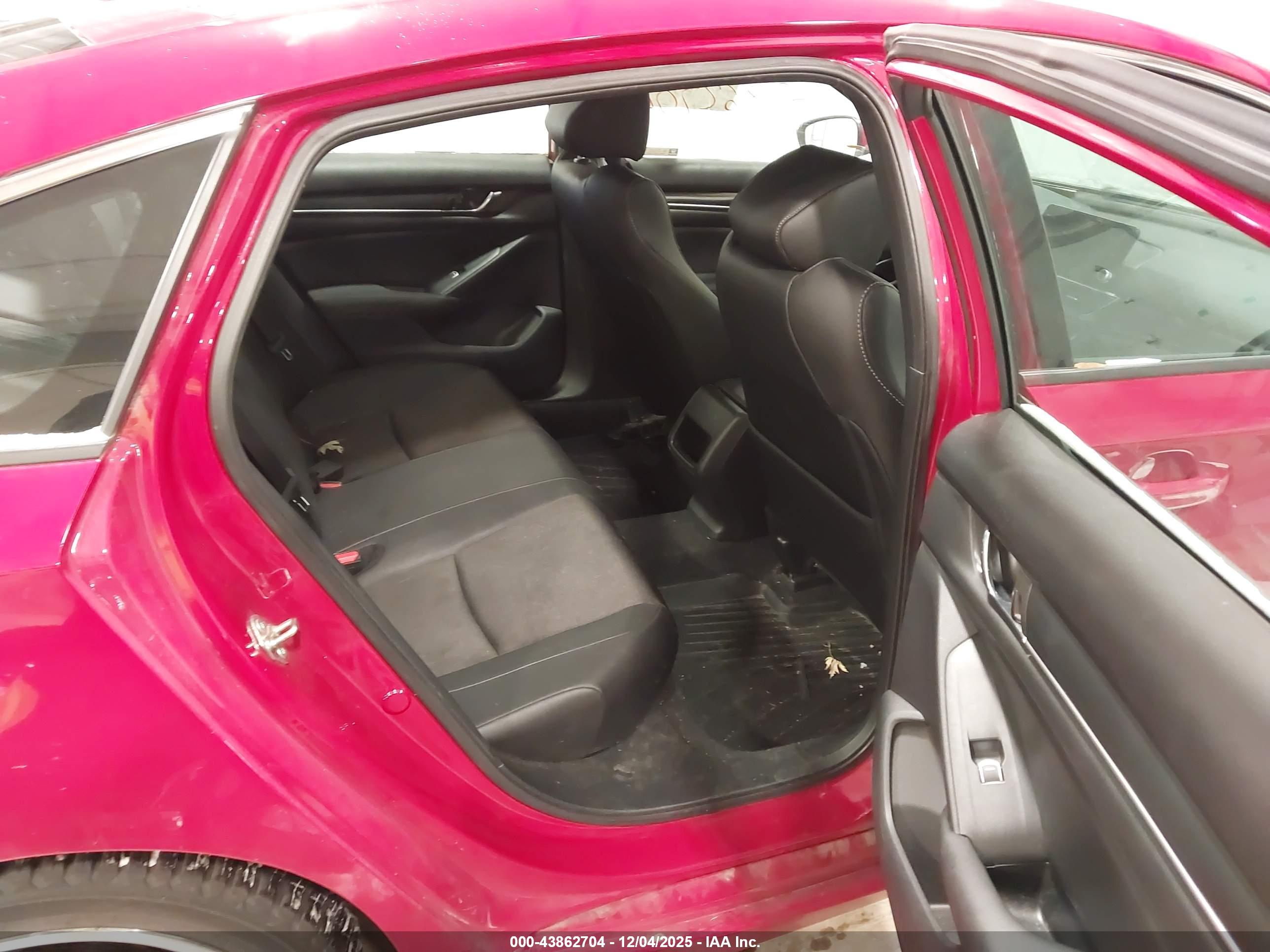 HONDA ACCORD image 8