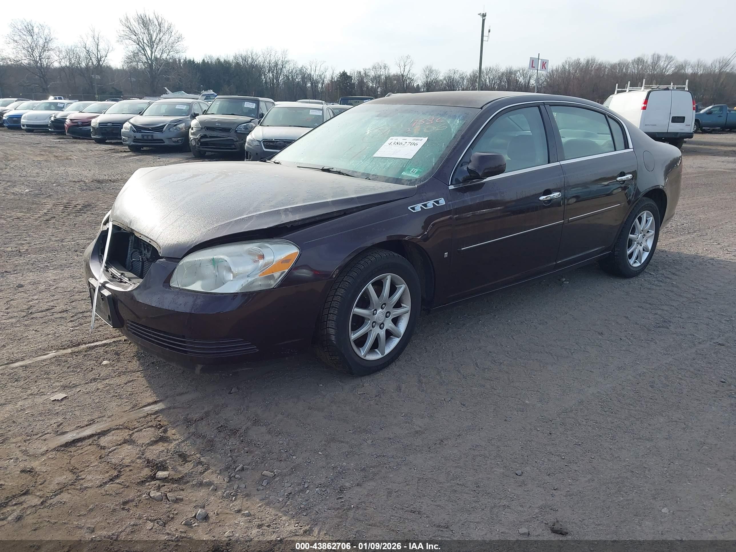 BUICK LUCERNE image 2
