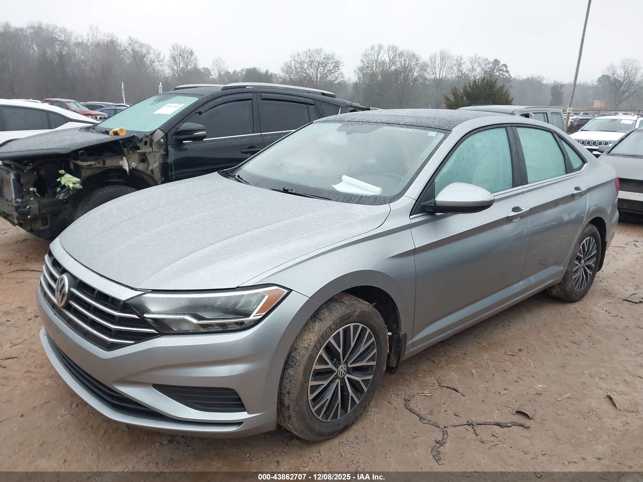 VOLKSWAGEN JETTA image 2
