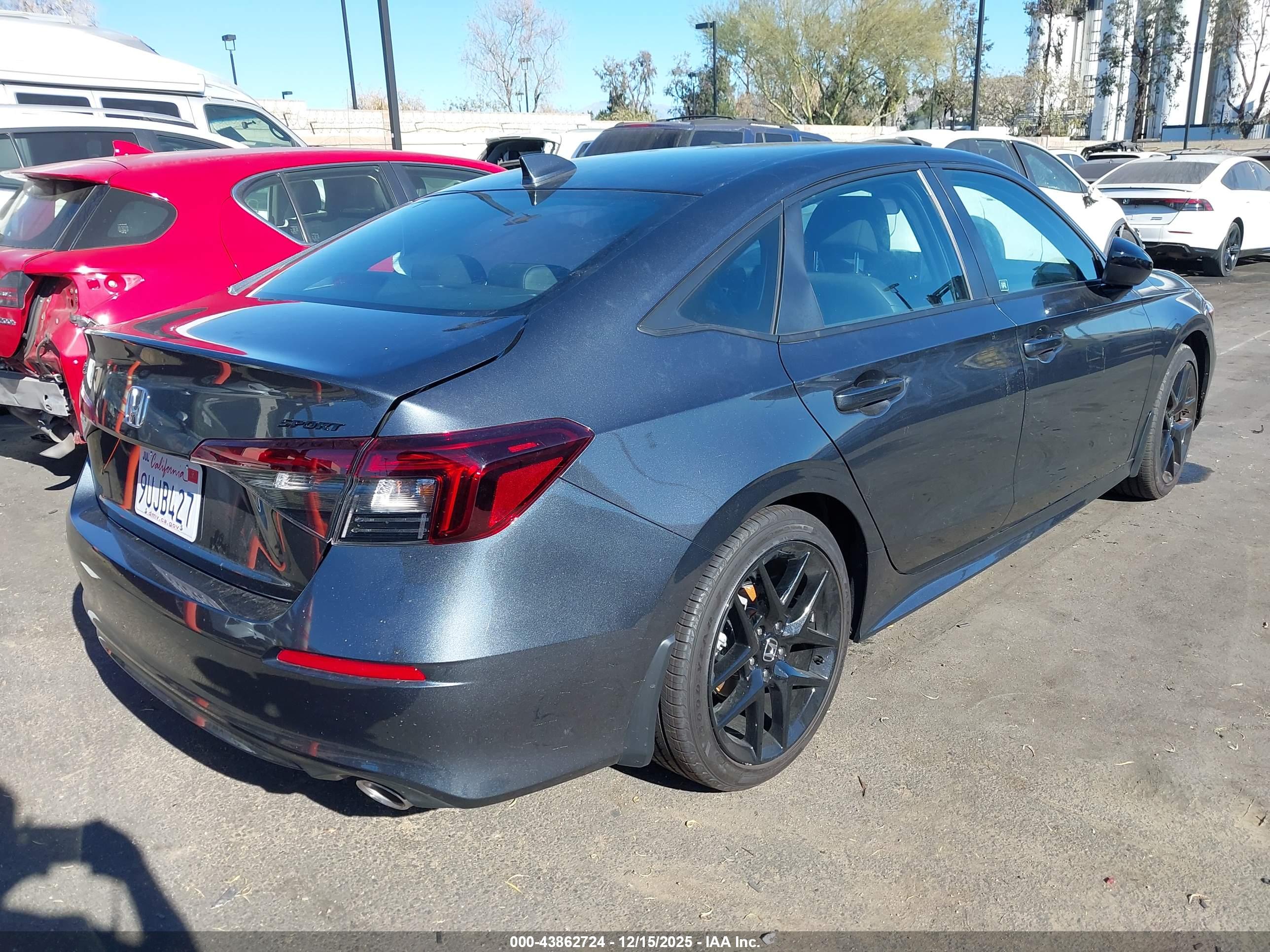 HONDA CIVIC image 4