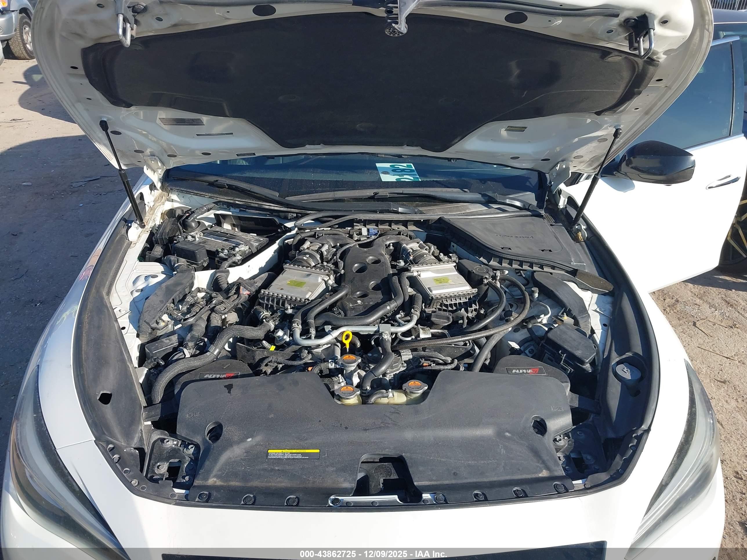 INFINITI Q50 image 10
