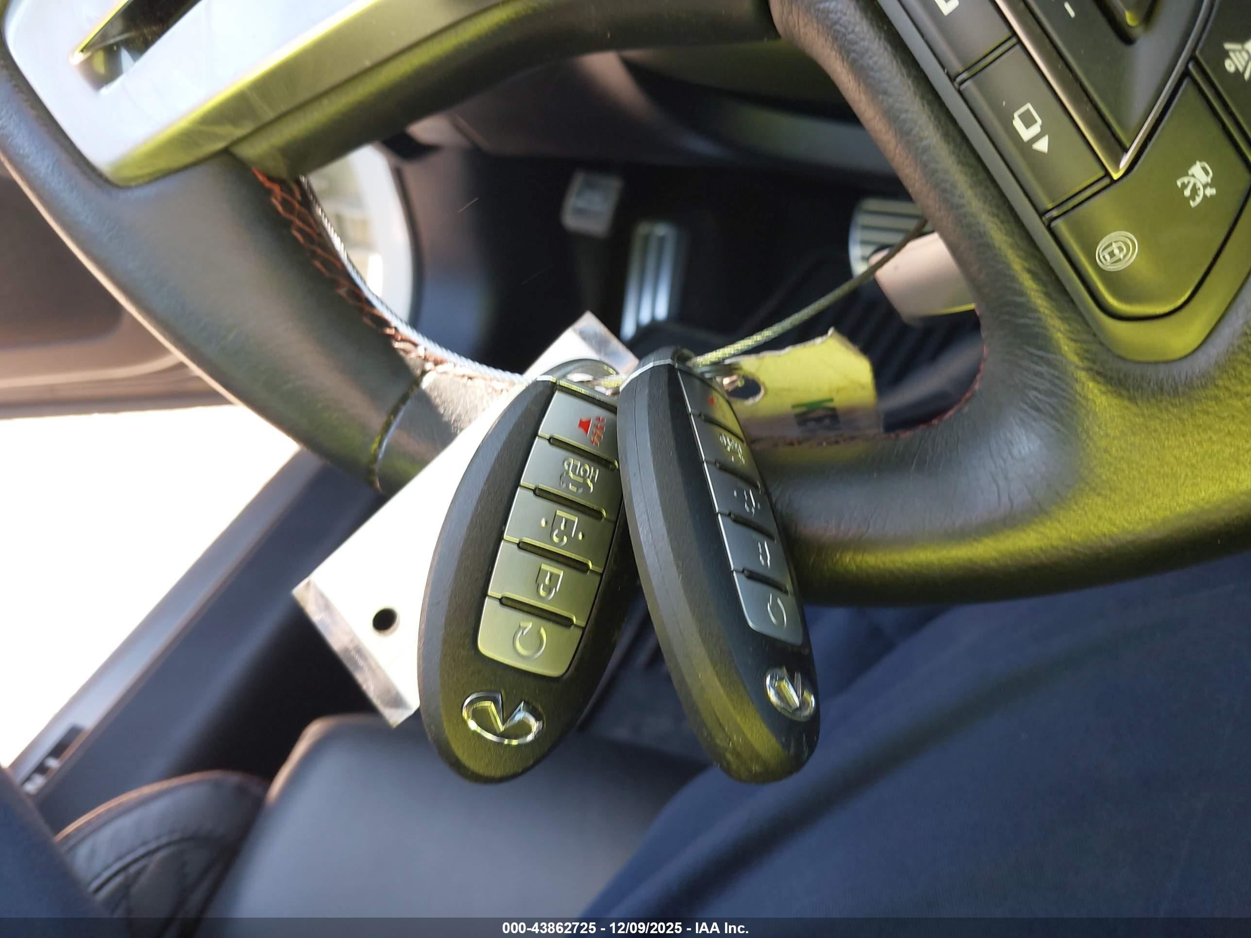 INFINITI Q50 image 11