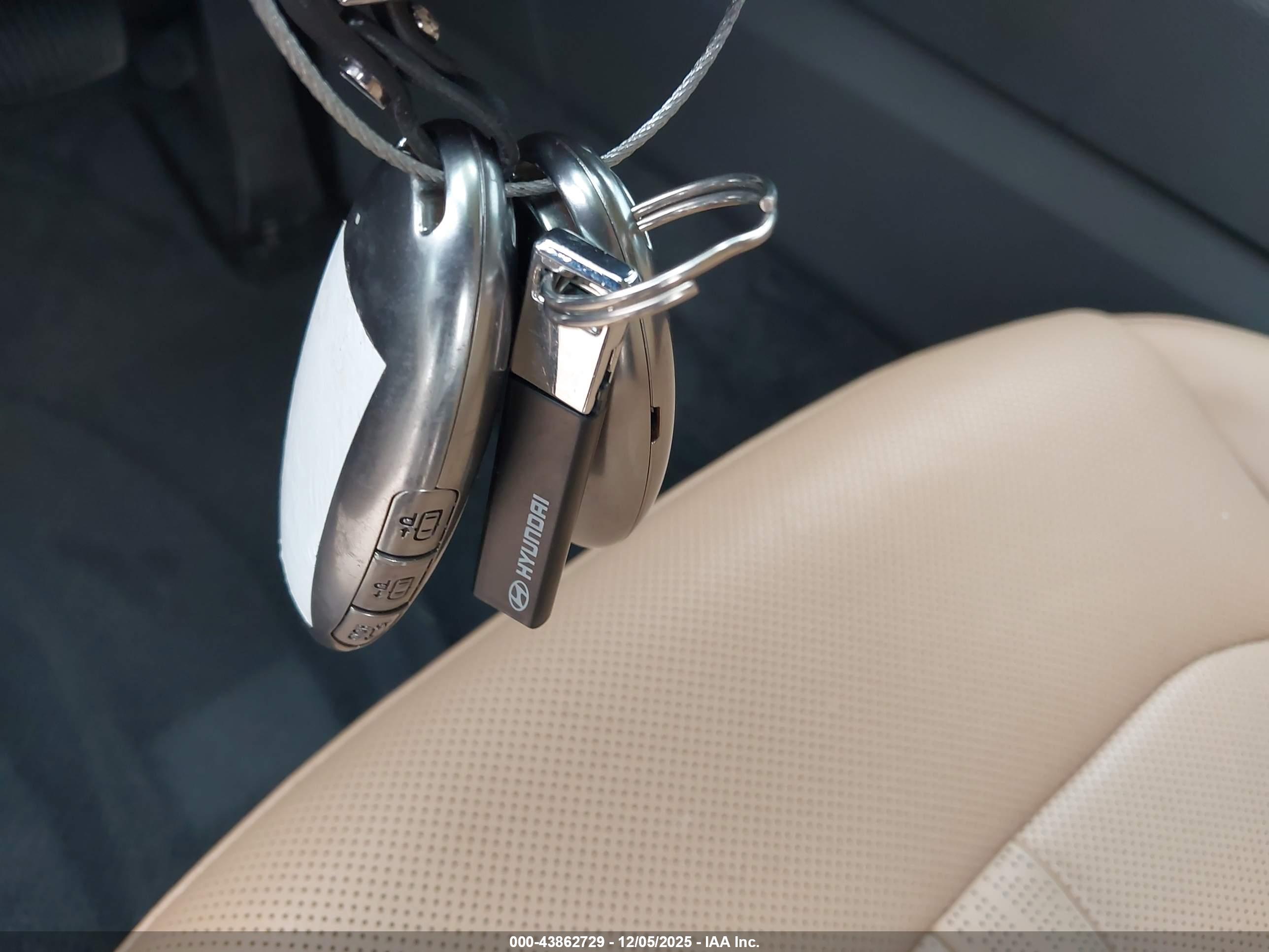 HYUNDAI SONATA image 11