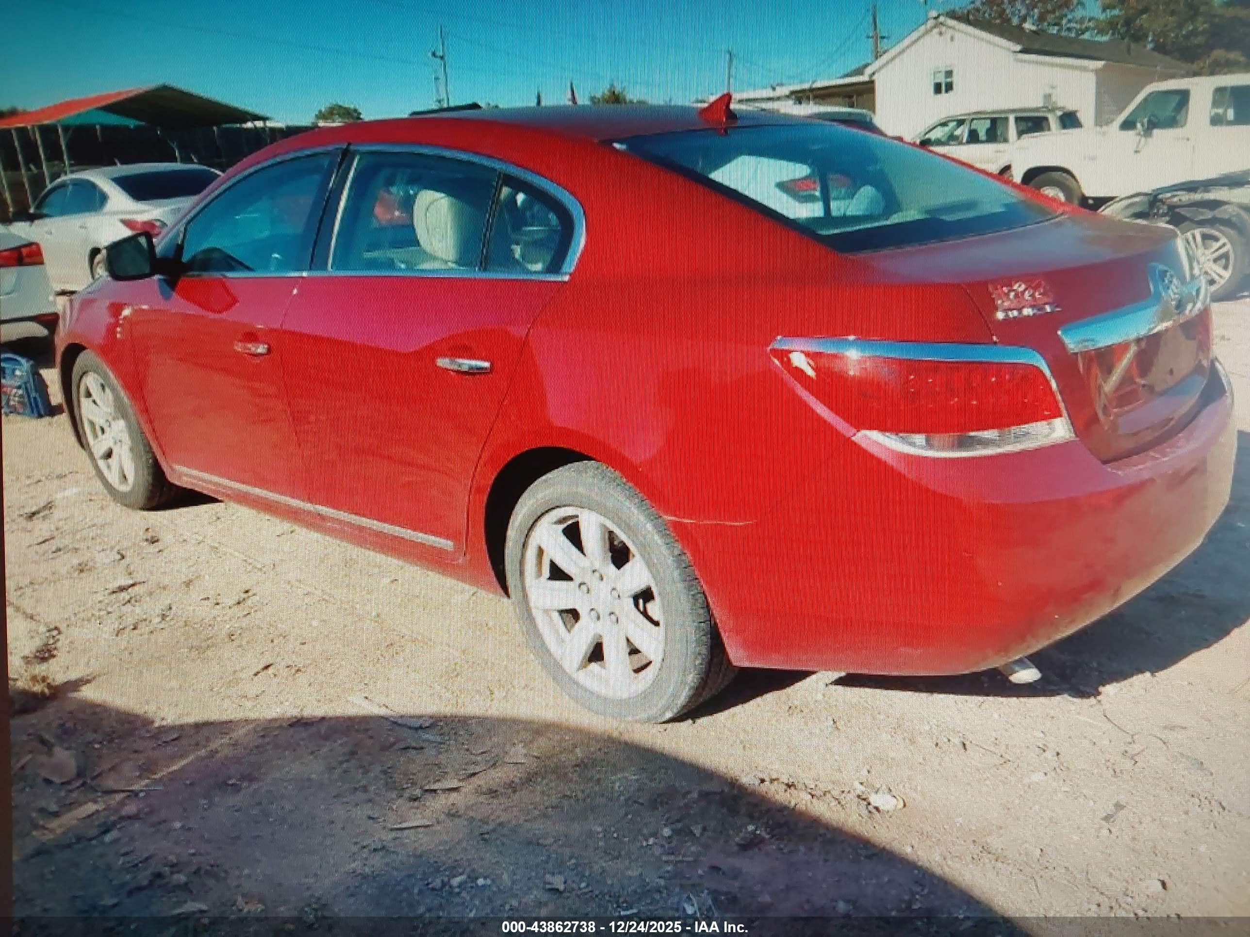 BUICK LACROSSE image 3
