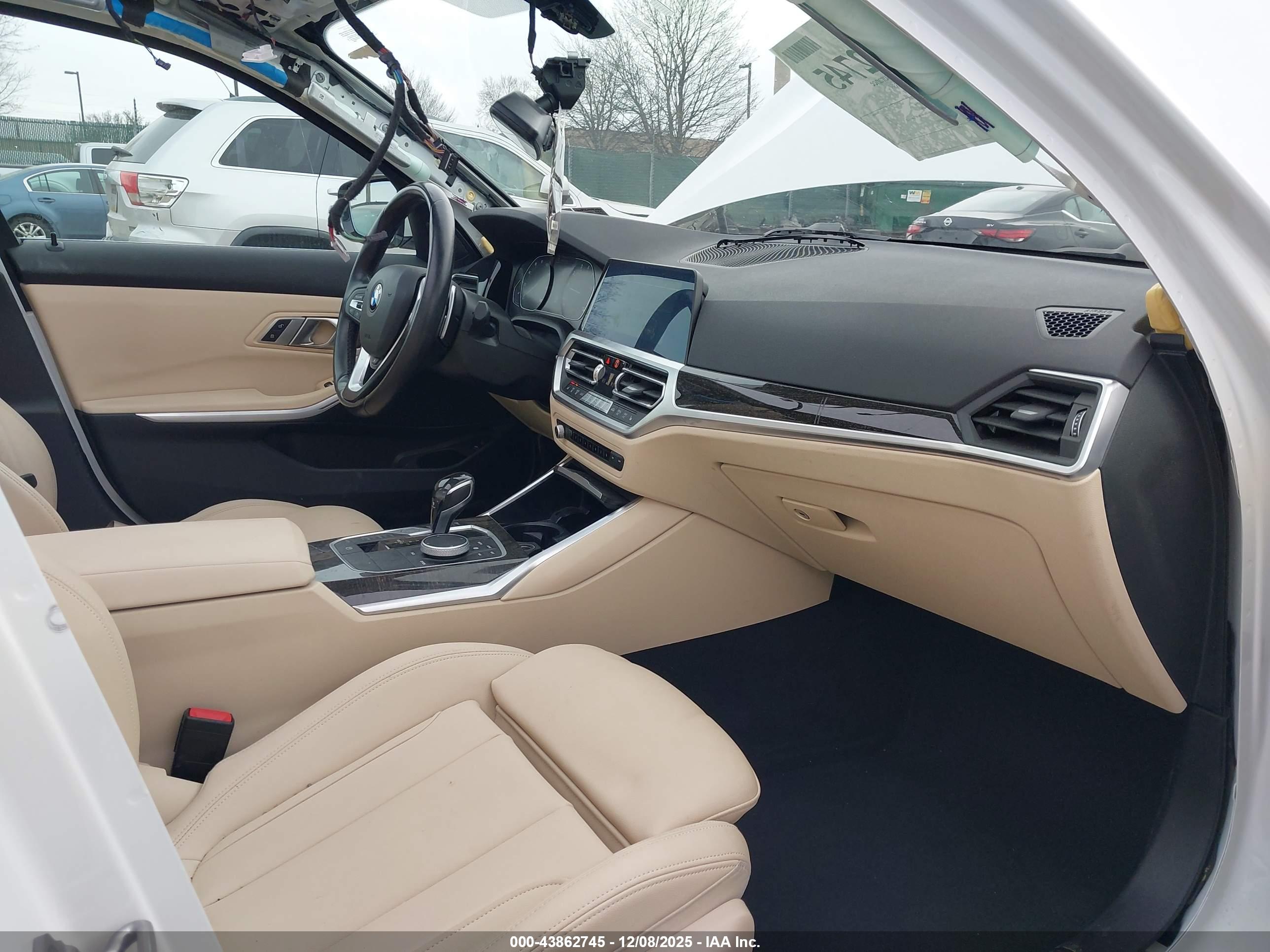 BMW 330I image 5