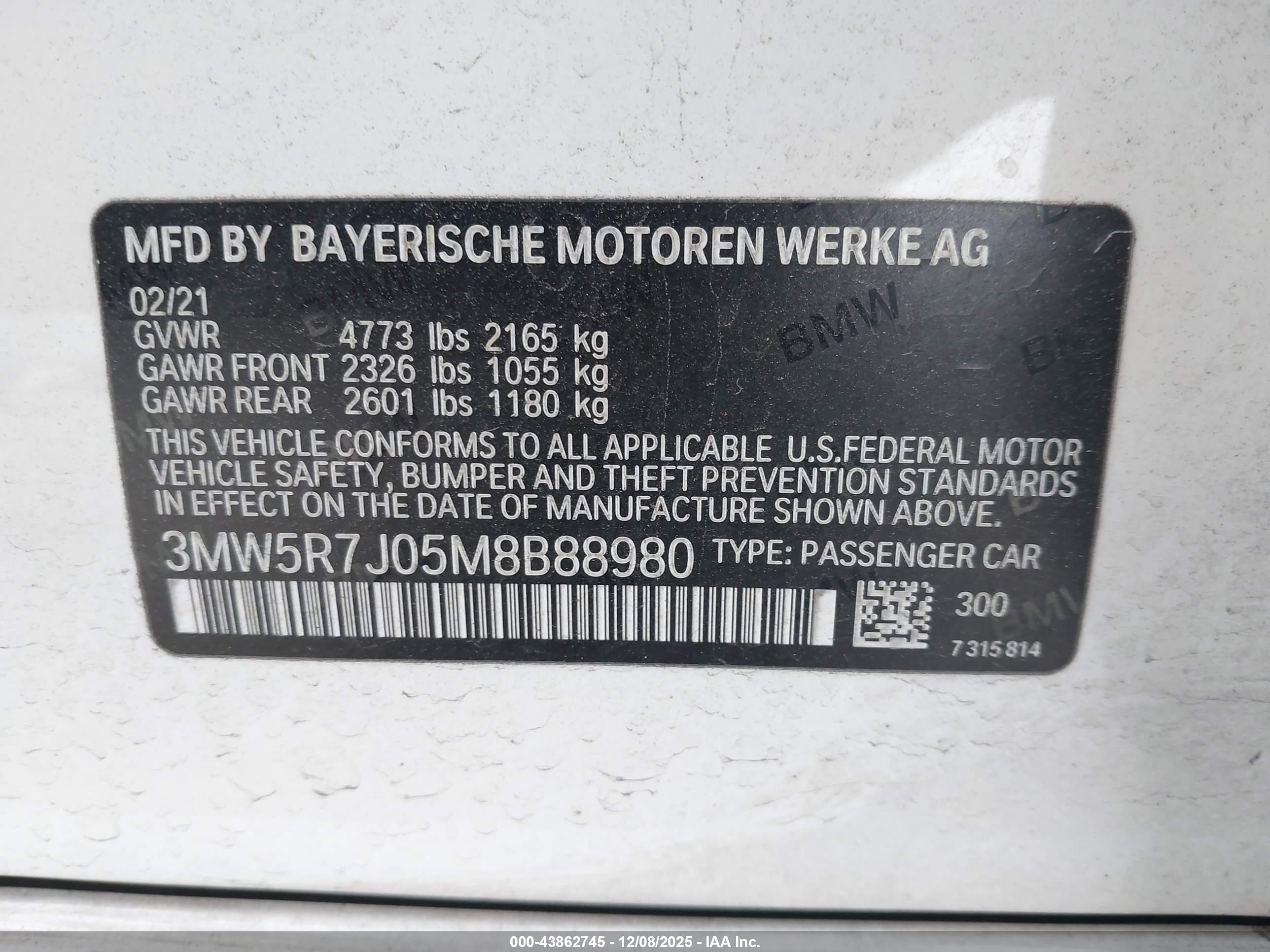 BMW 330I image 9