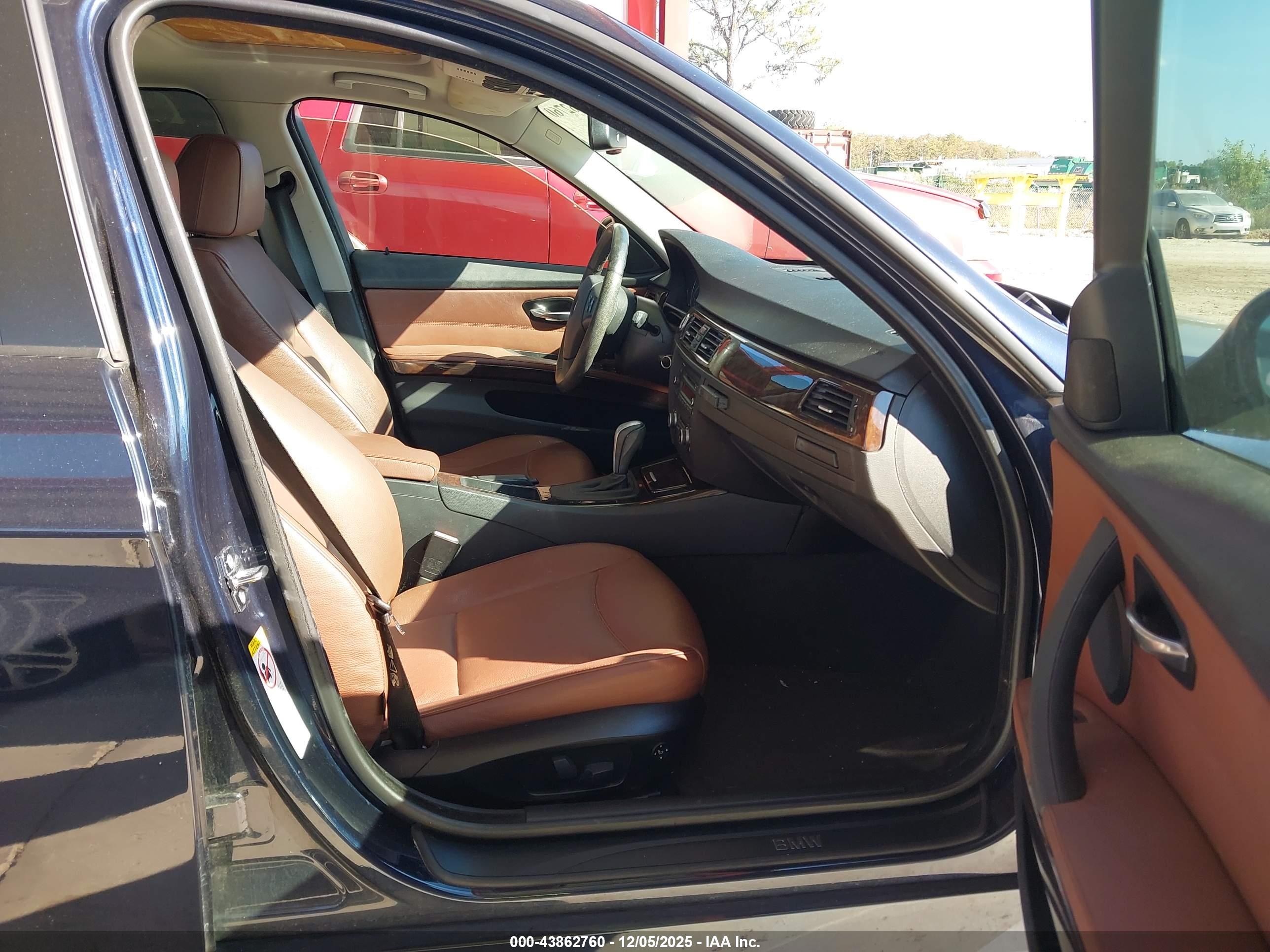 BMW 328I image 5