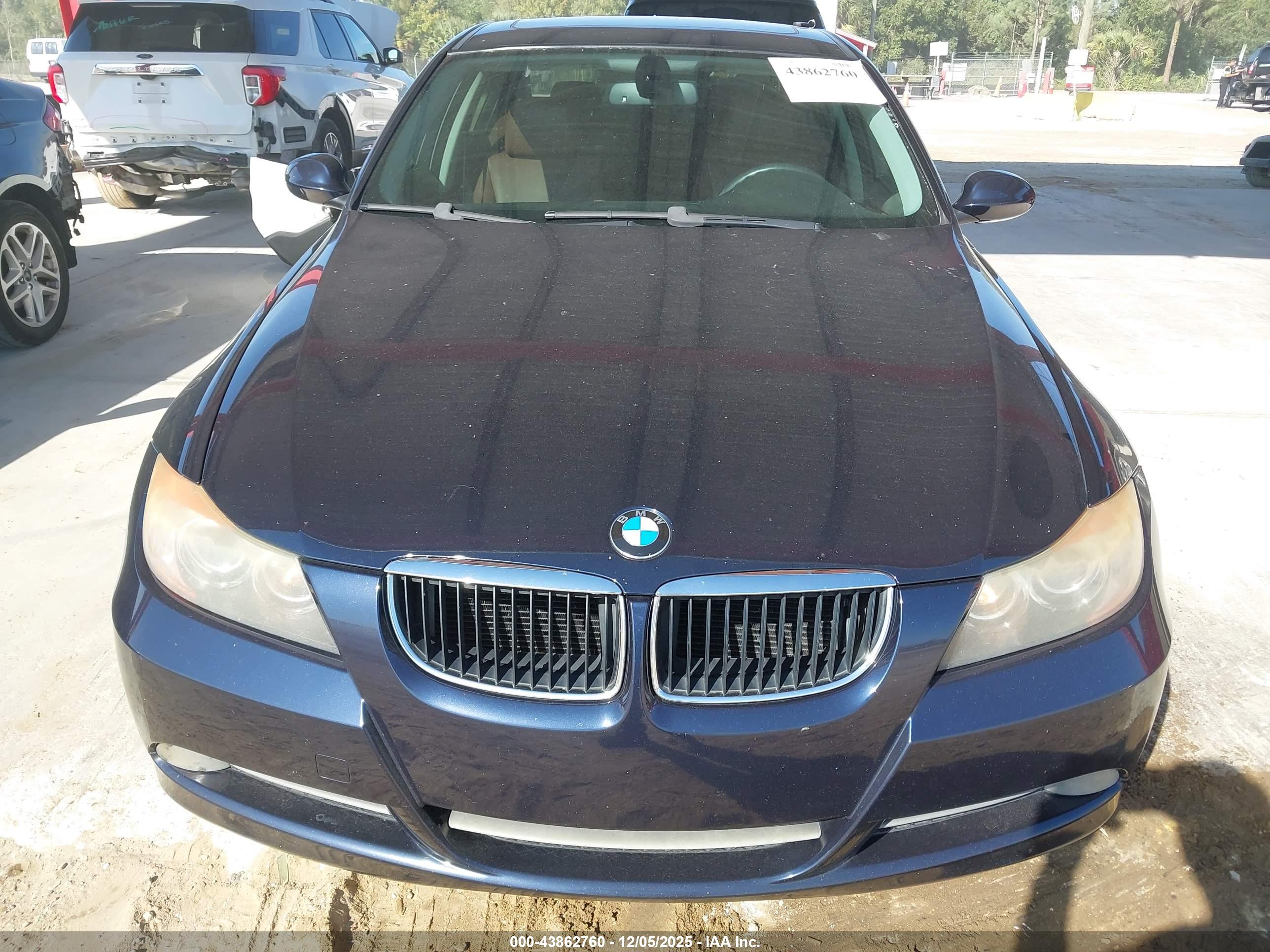 BMW 328I image 6