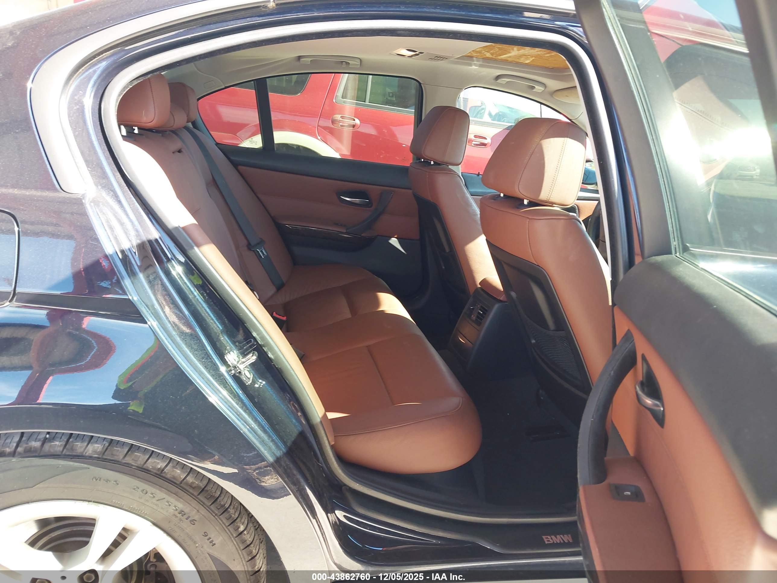 BMW 328I image 8