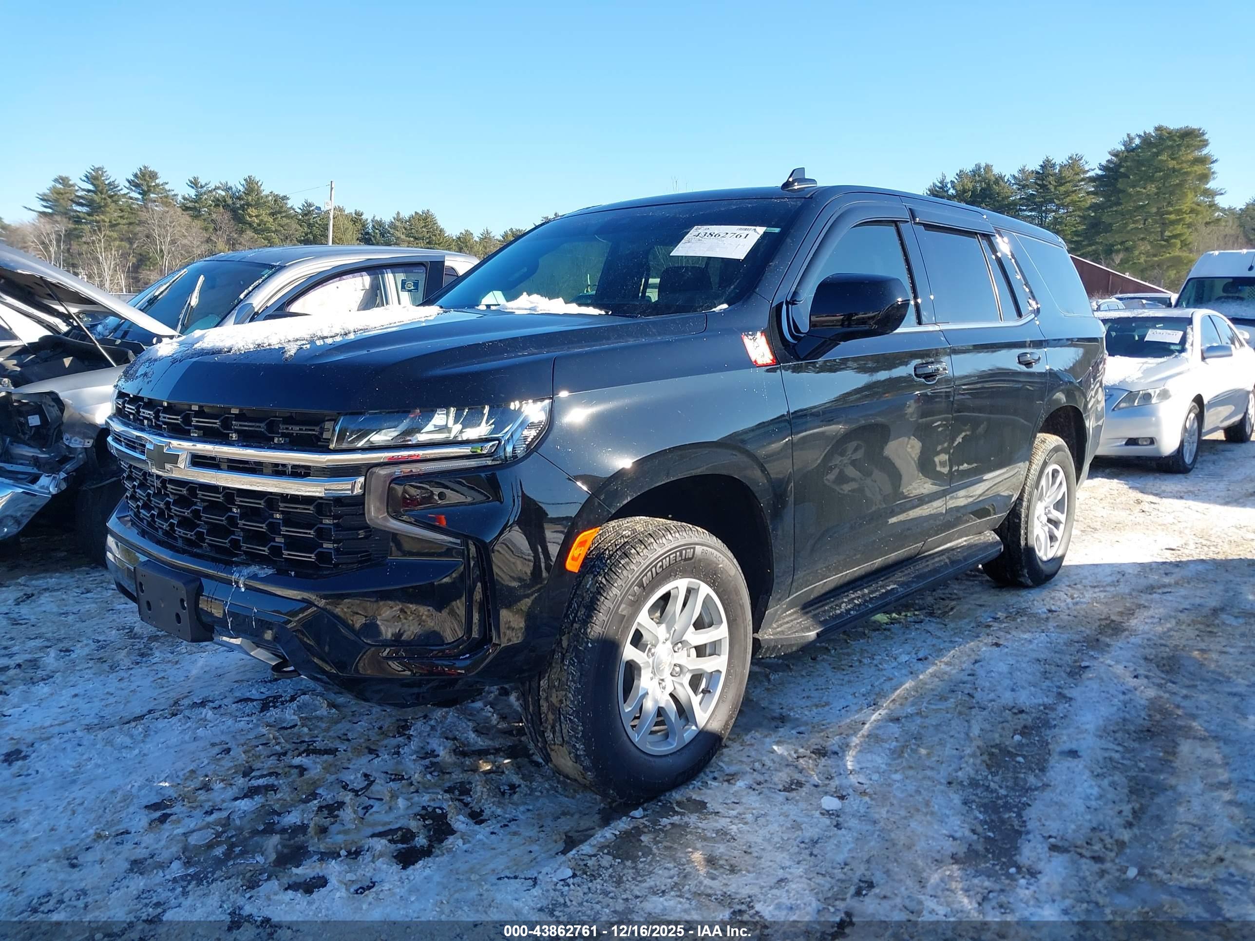 CHEVROLET TAHOE image 2