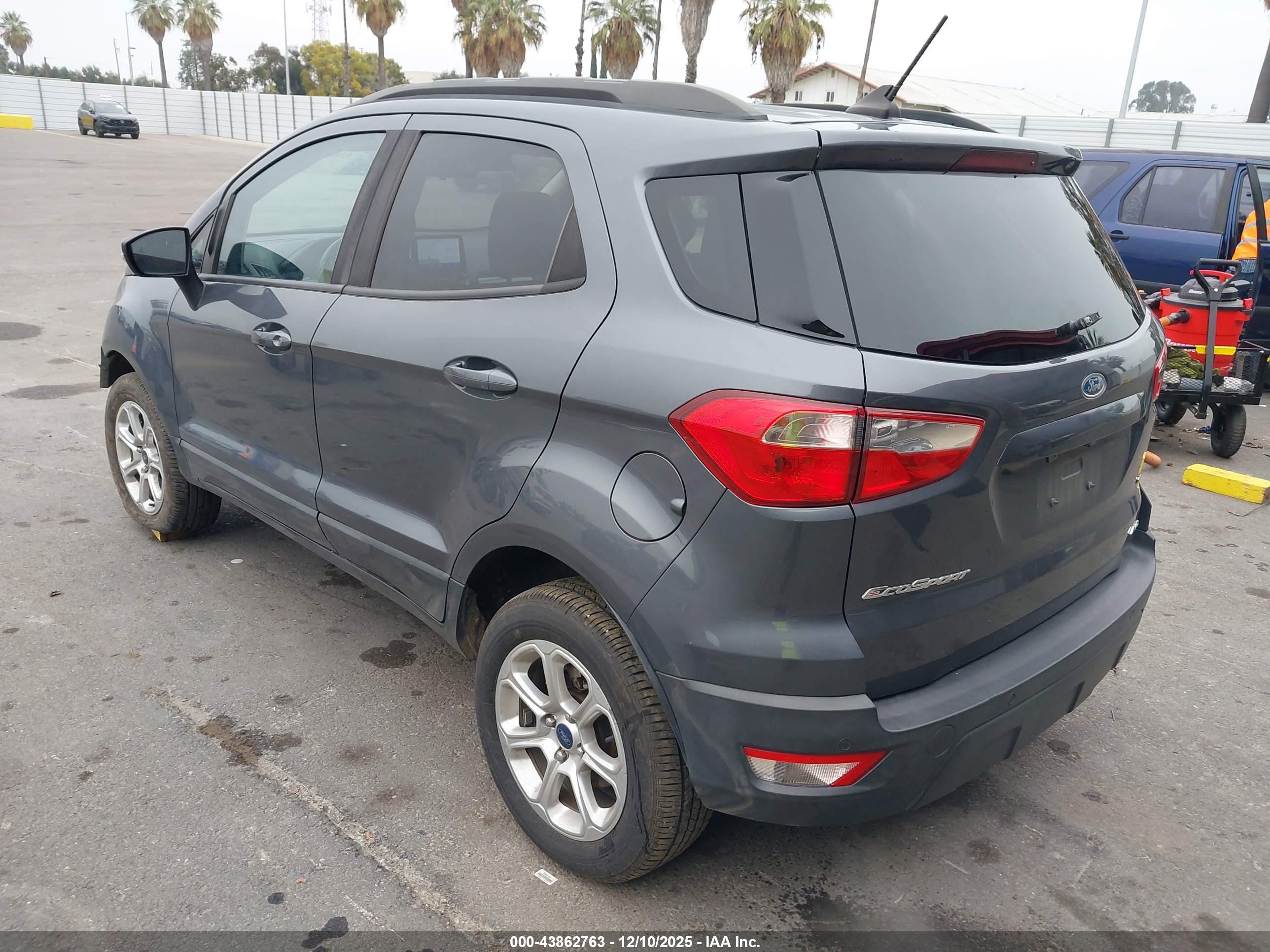FORD ECOSPORT image 3