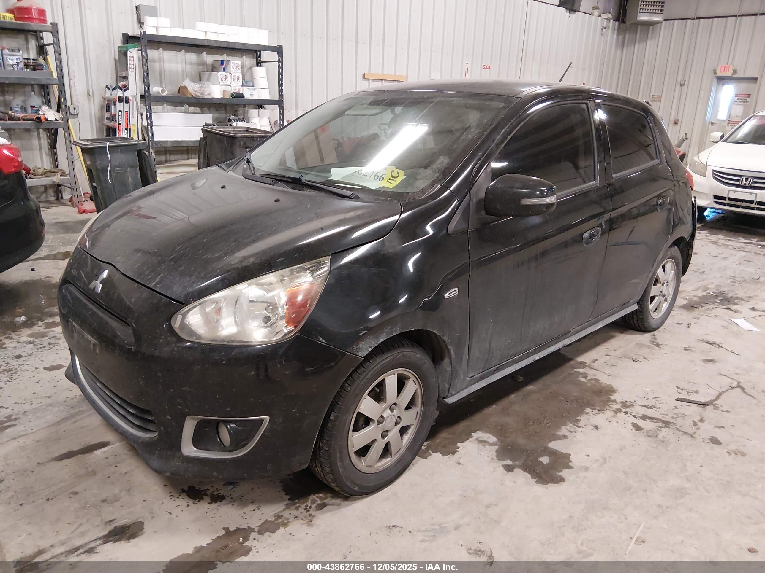MITSUBISHI MIRAGE image 2