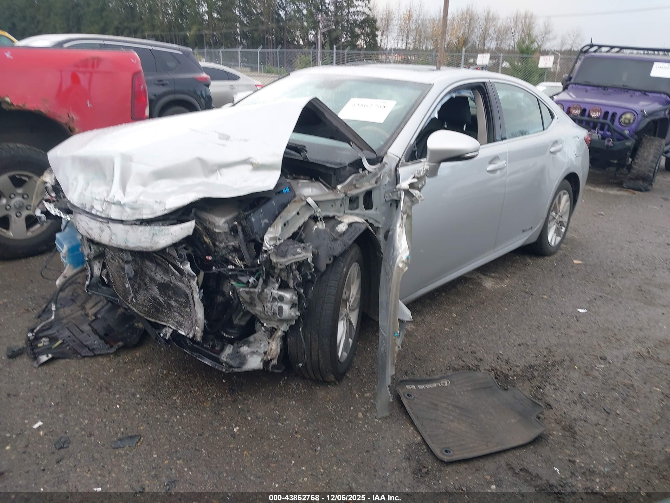 LEXUS ES image 2