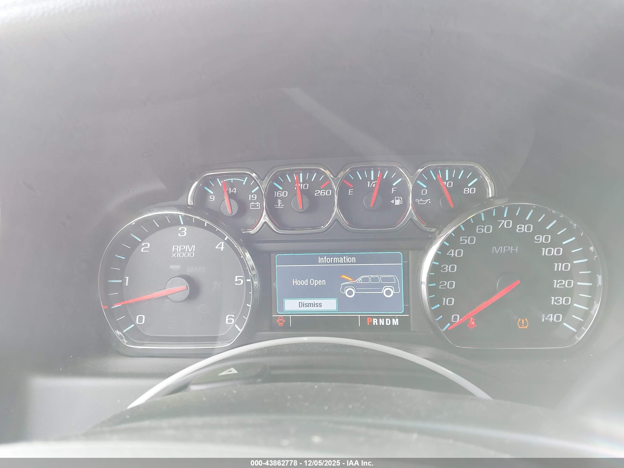 CHEVROLET TAHOE image 7